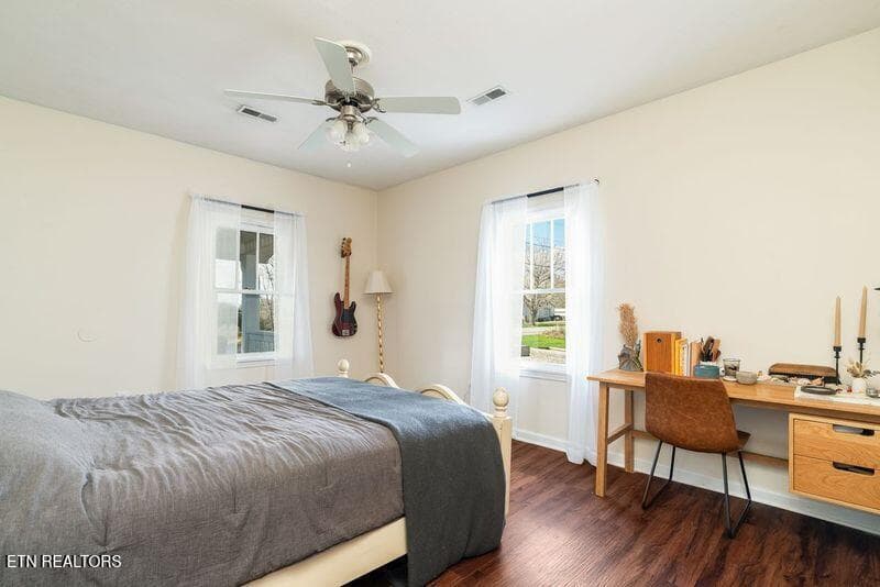 Guest Room - 254 Mountain Rd, Luttrell, TN 37779, Luttrell