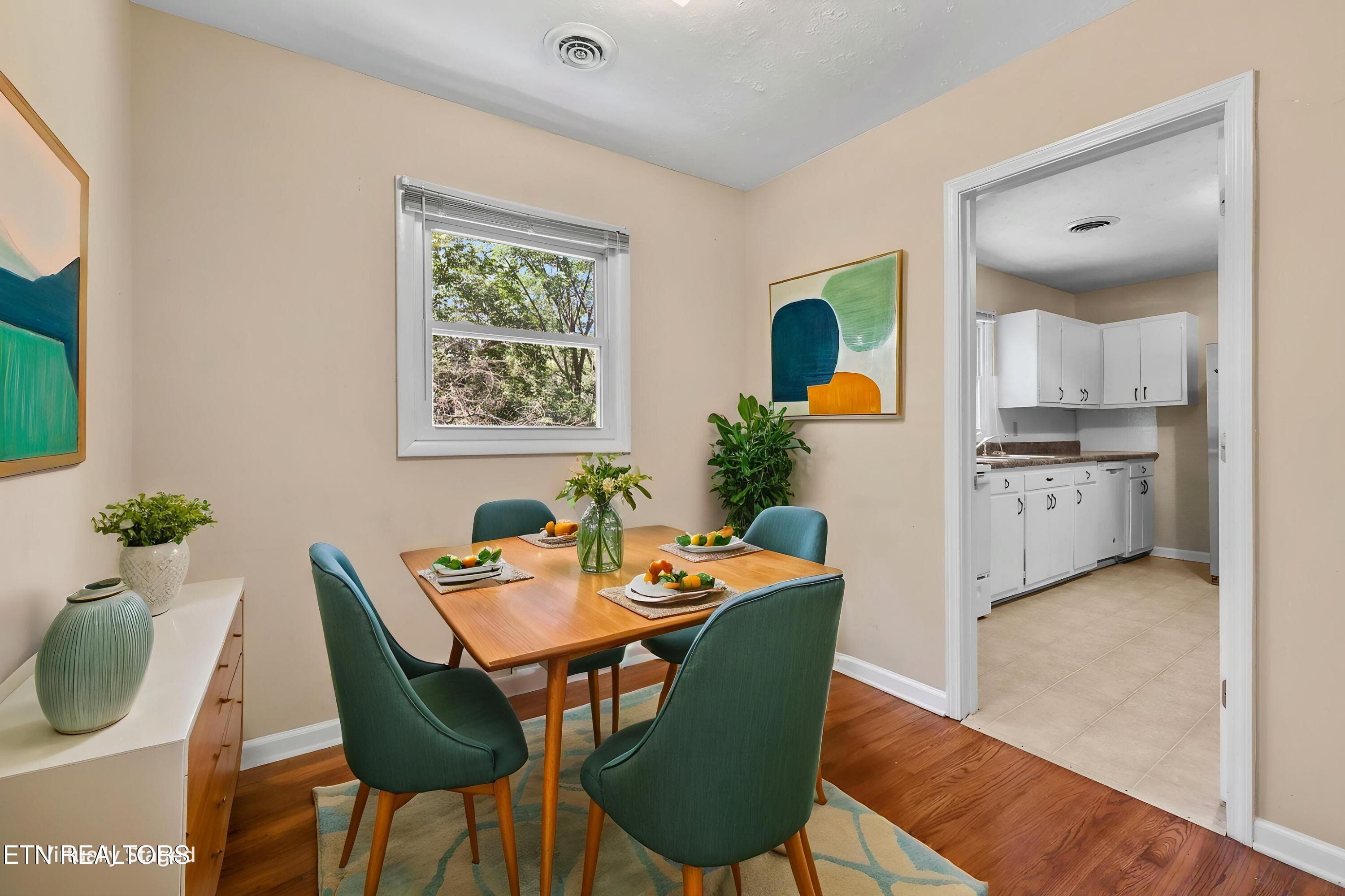 Dining - 4505 W Martin Mill Pike, Knoxville, TN 37920