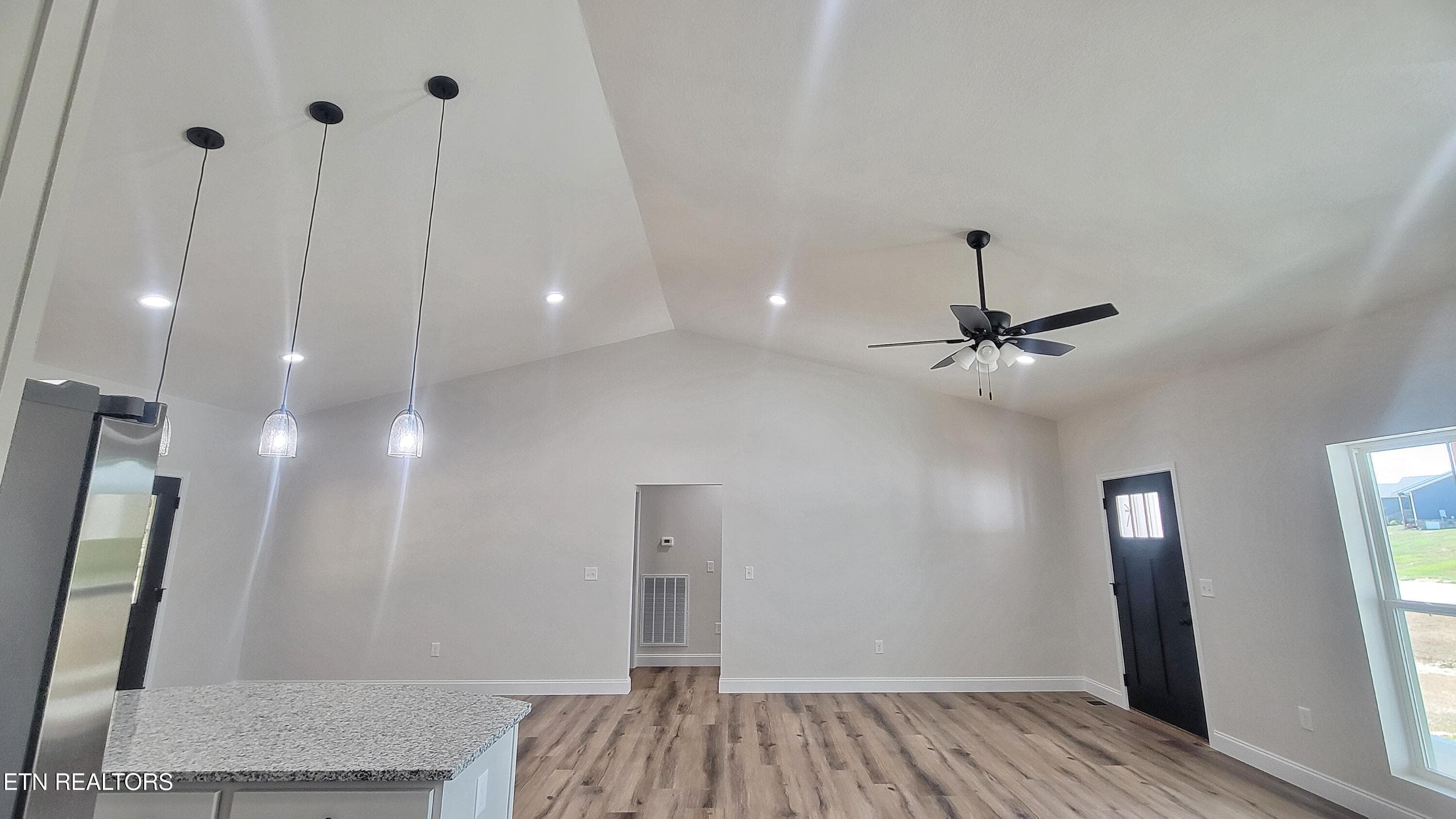 SUBSTANTIAL VAULT - 253 Splendor Way, Parrottsville, TN 37843, Parrottsville