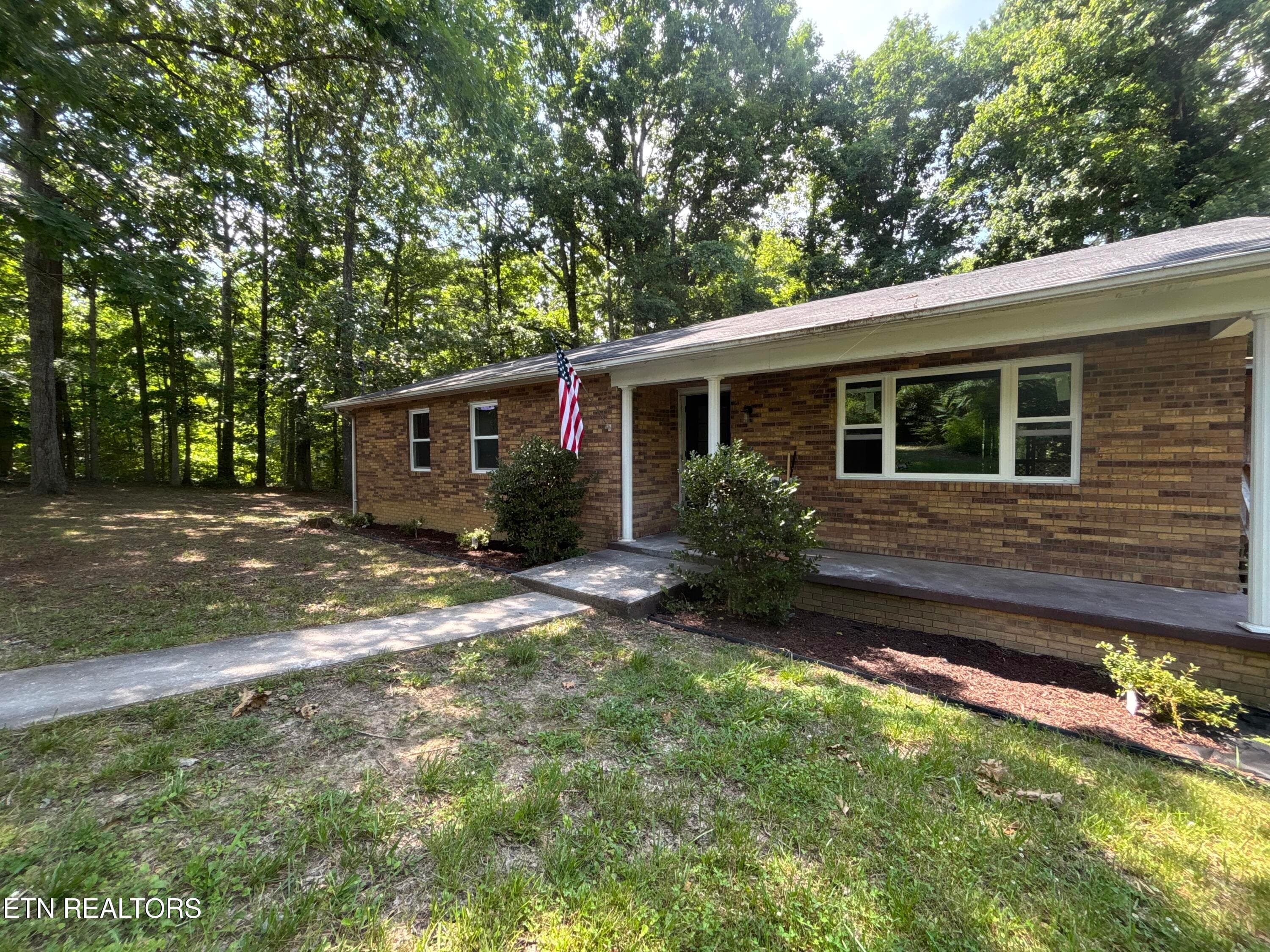 720 Poplar Lane, Winfield, TN 37892