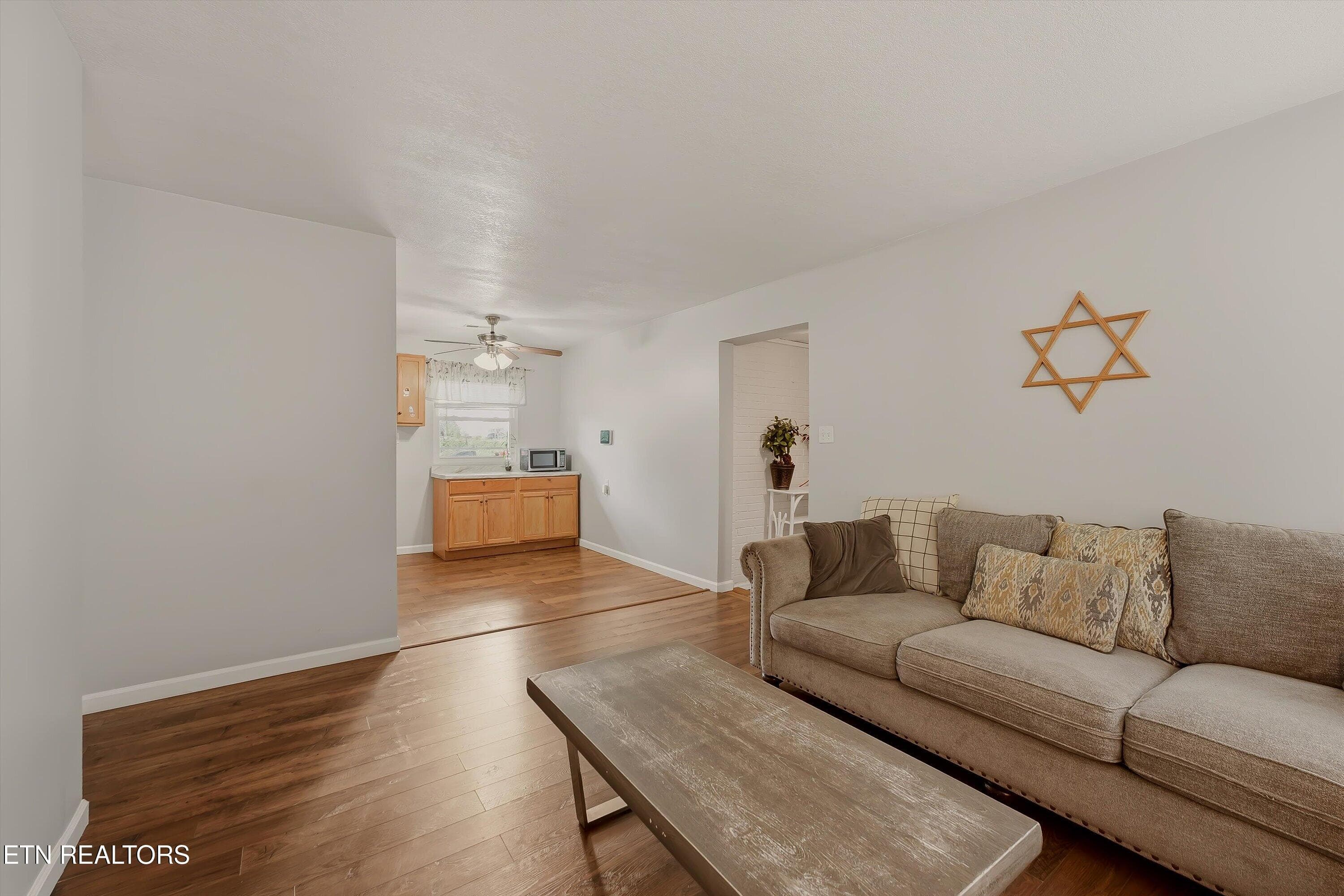 10-3720 Orangewood Rd-10 - 3720 Orangewood Rd, Knoxville, TN 37921, Knoxville
