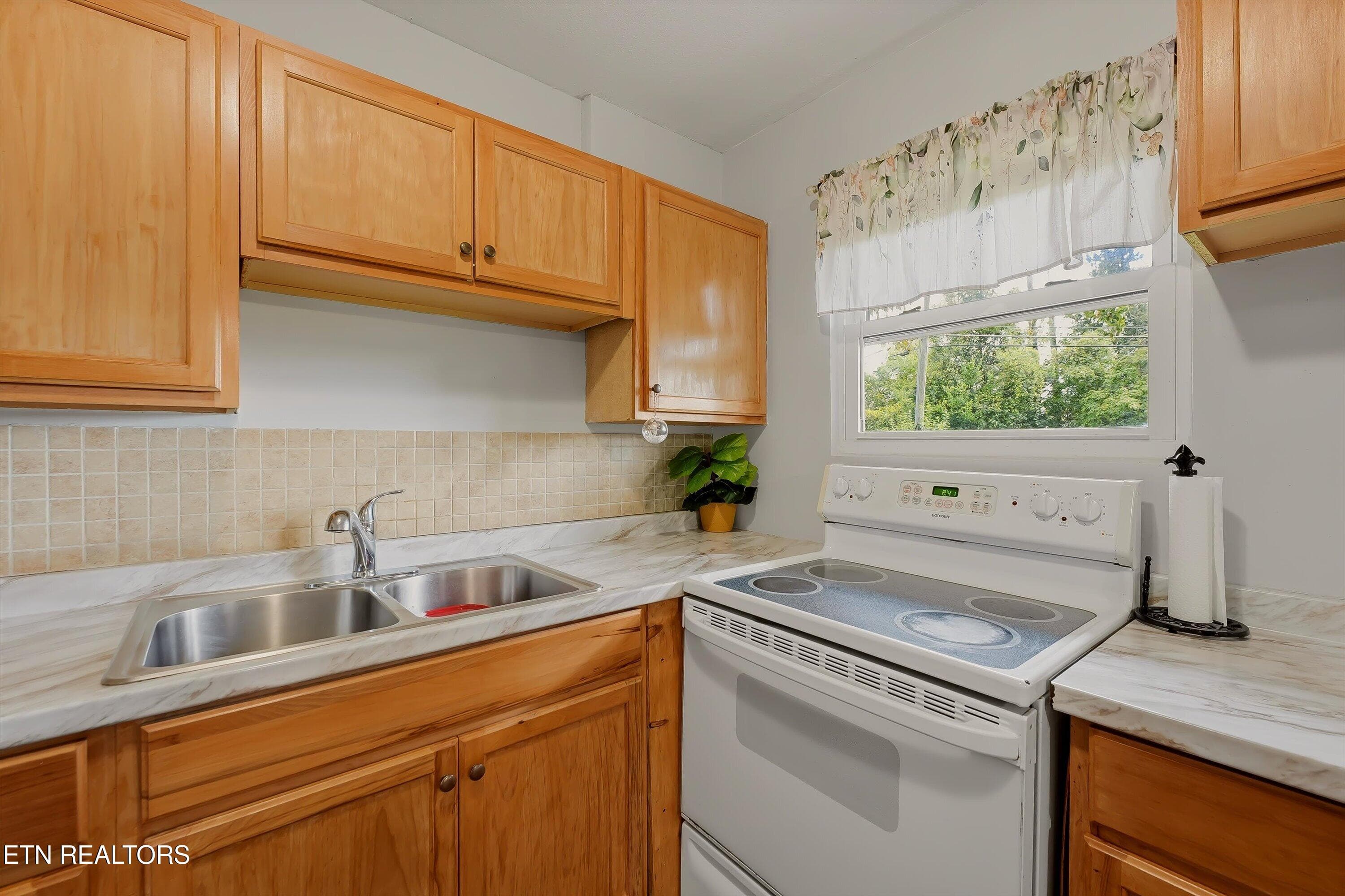 14-3720 Orangewood Rd-14 - 3720 Orangewood Rd, Knoxville, TN 37921, Knoxville