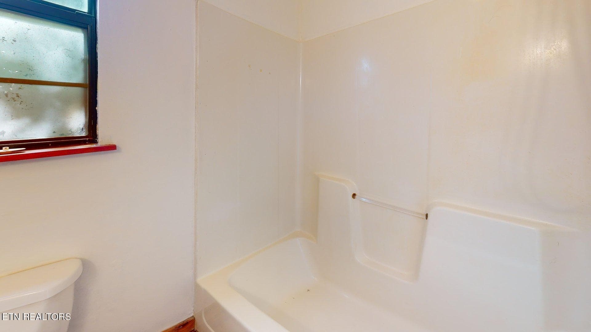 2817-Mountain-View-Cir-Bathroom - 2817 Mountain View Circle, Pigeon Forge, TN 37862, Pigeon Forge