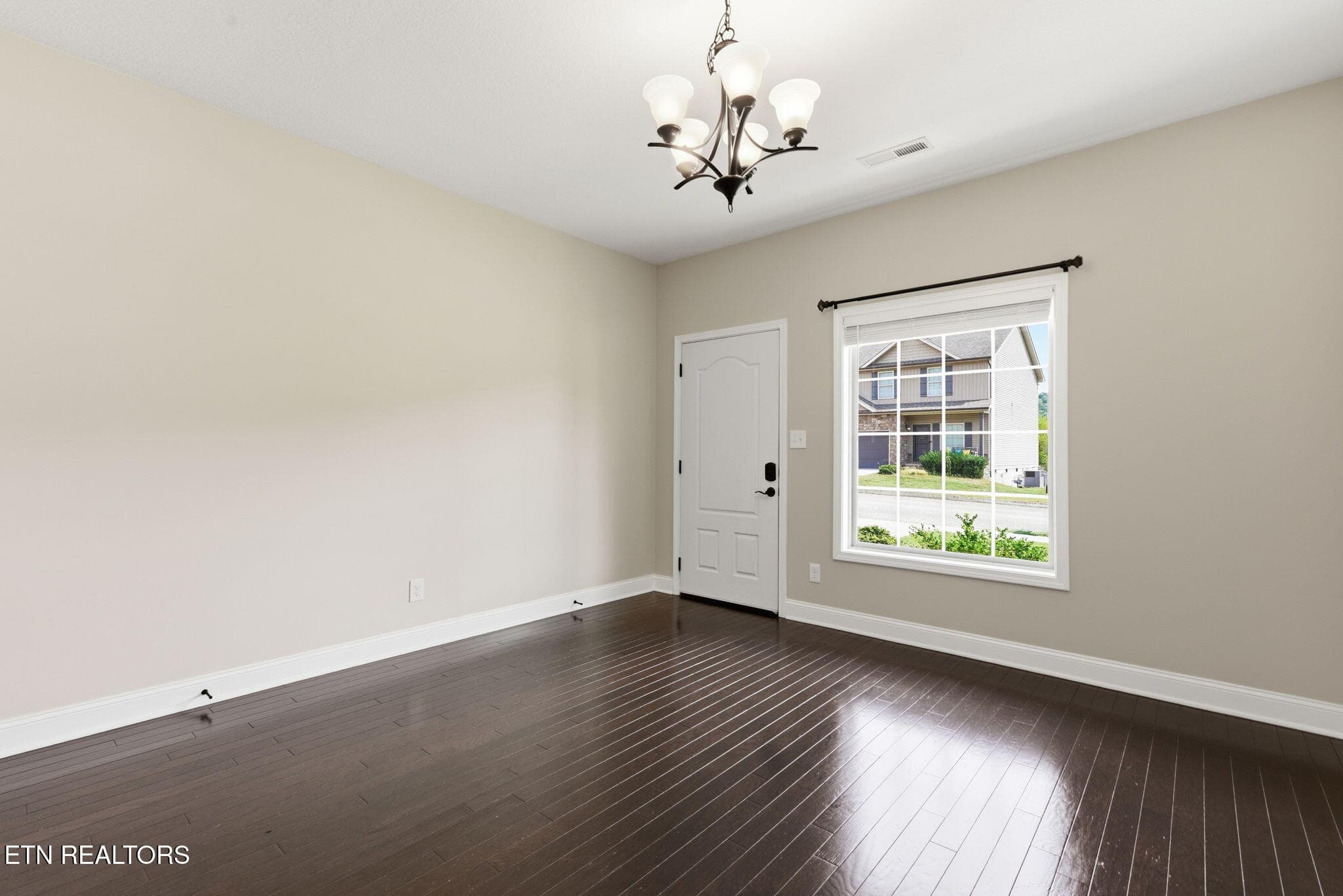 4-web-or-mls-SlntSprngs2723 (6) - 2723 Silent Springs Lane, Knoxville, TN 37931, Knoxville