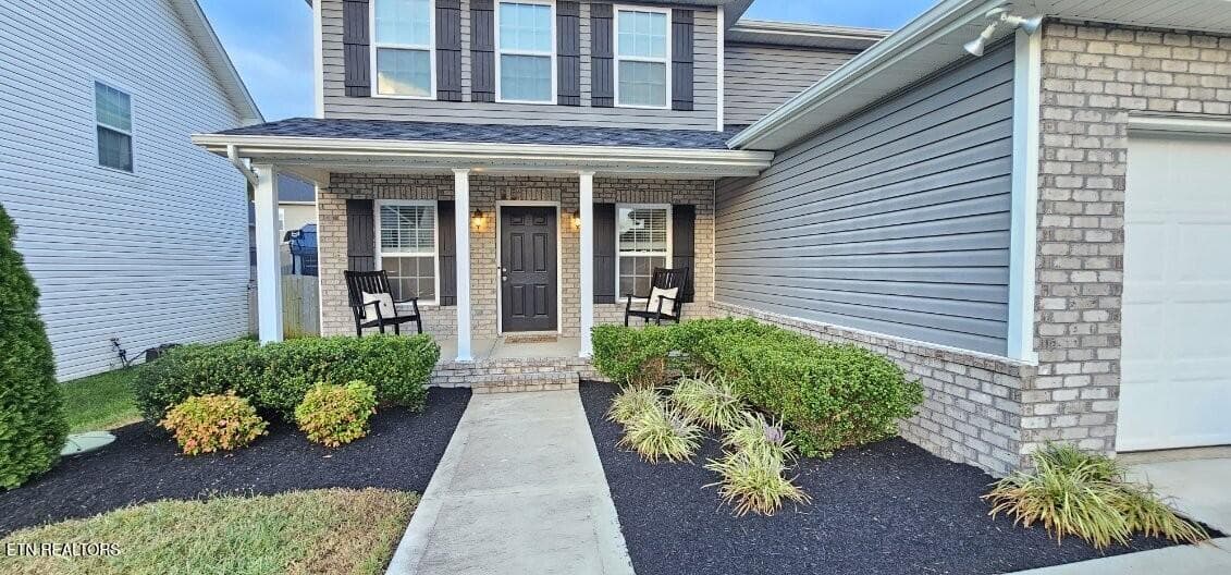 Close up porch - 5947 Honeycrisp Rd, Knoxville, TN 37931, Knoxville