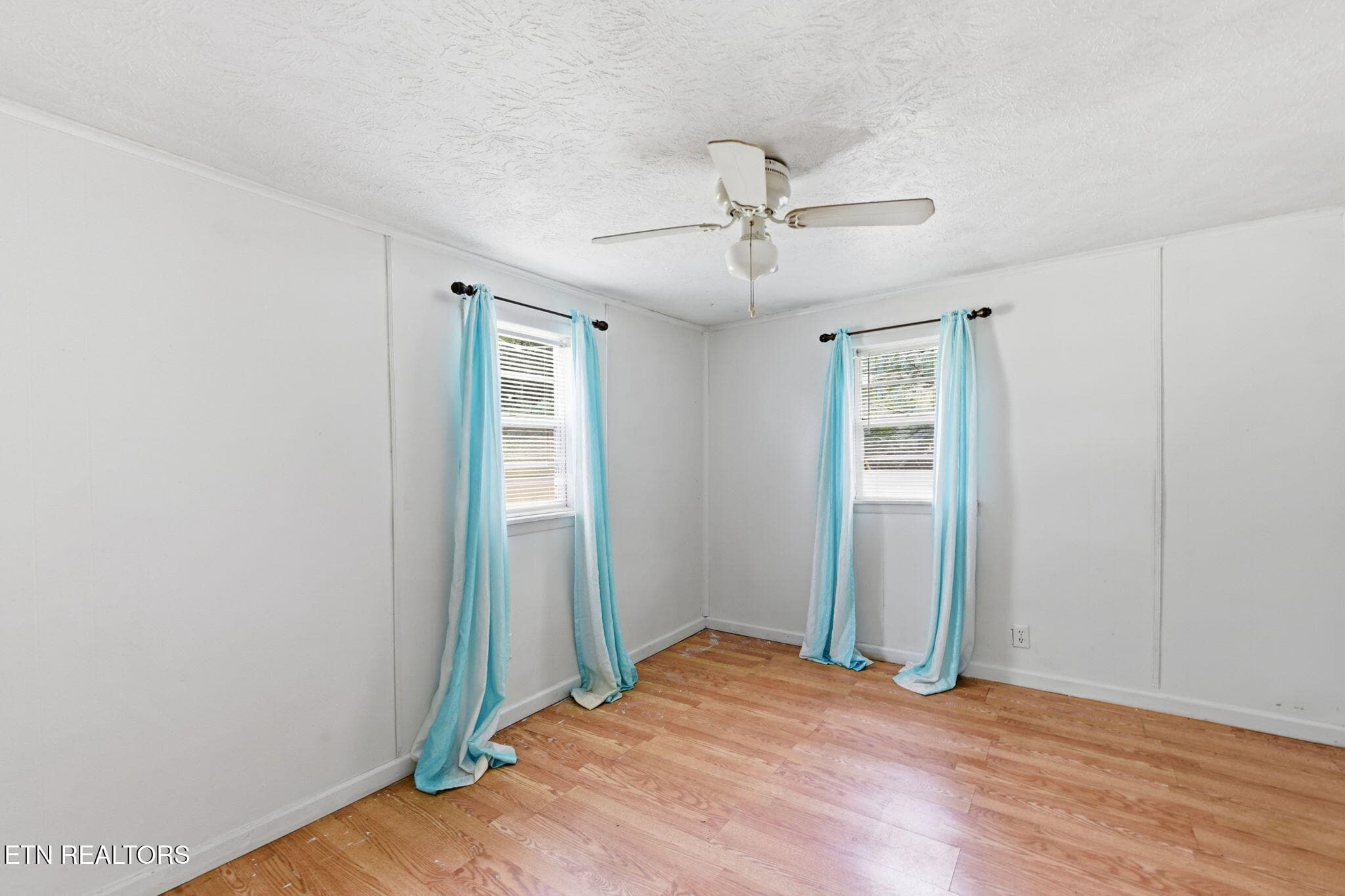 15-web-or-mls-Smith243 (18) - 243 Smith Rd, Clinton, TN 37716