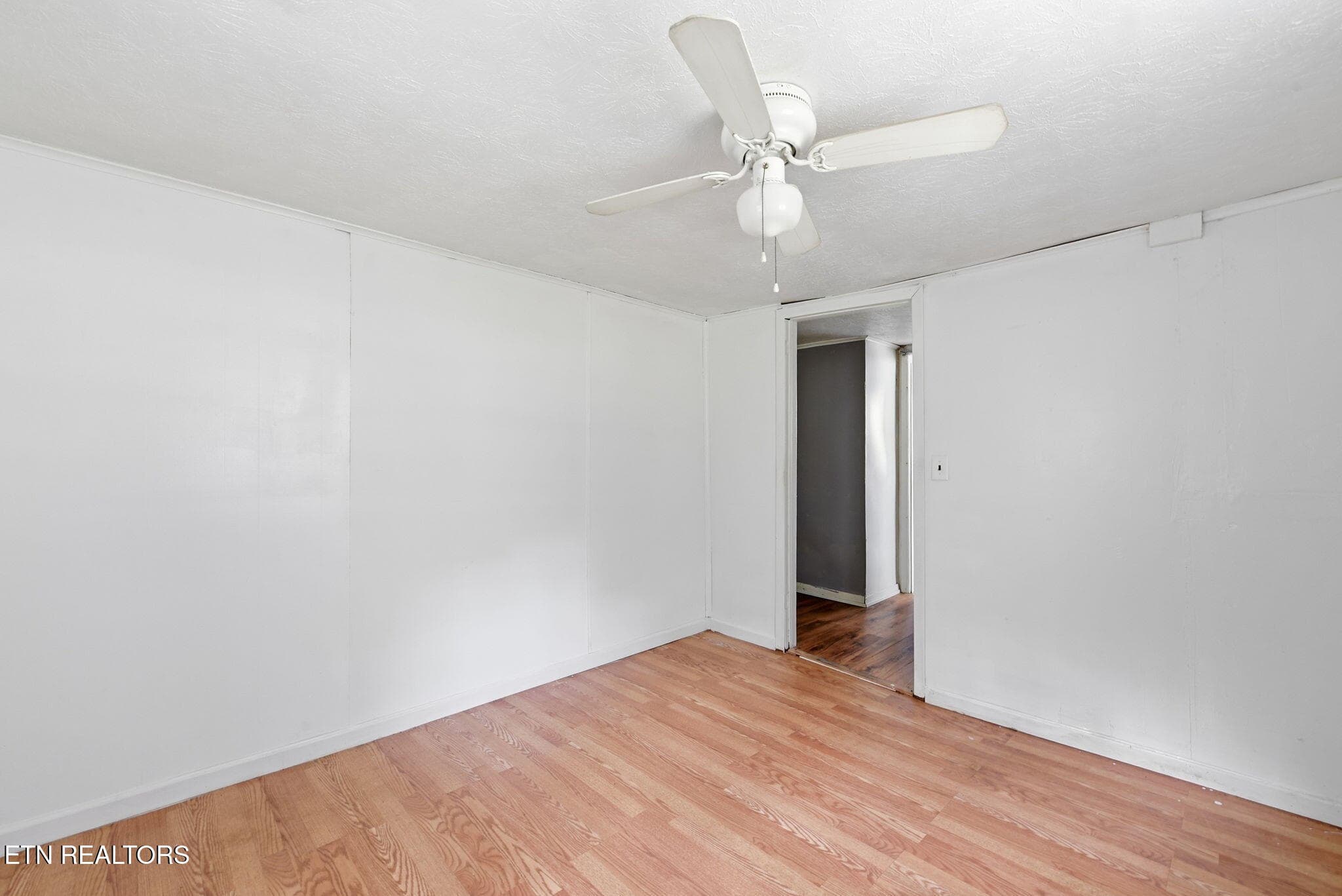 16-web-or-mls-Smith243 (19) - 243 Smith Rd, Clinton, TN 37716