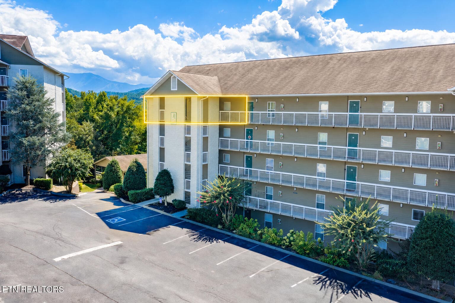 File 1 - 205 Ogle Drive 551, Pigeon Forge, TN 37863