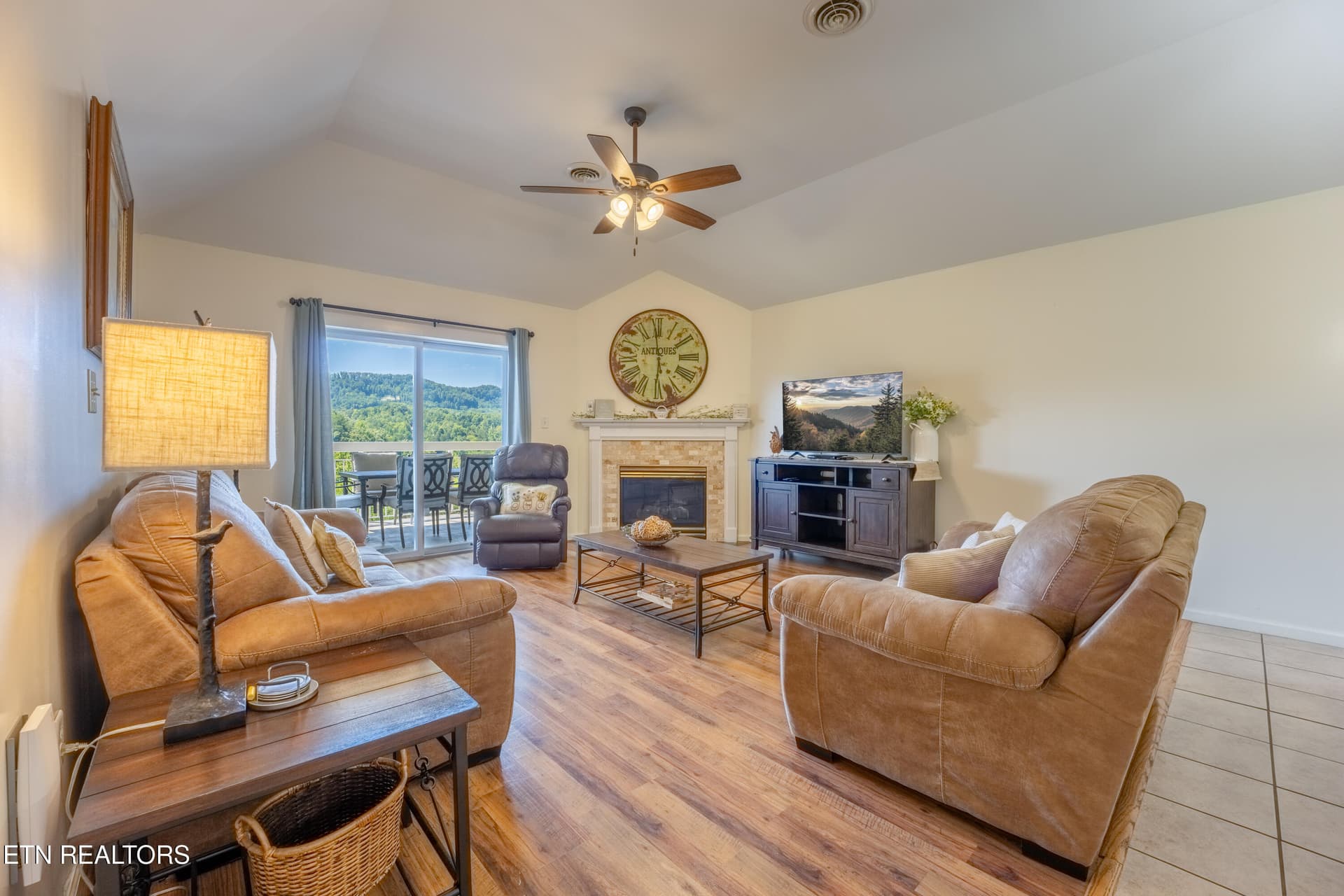 File 11 - 205 Ogle Drive 551, Pigeon Forge, TN 37863