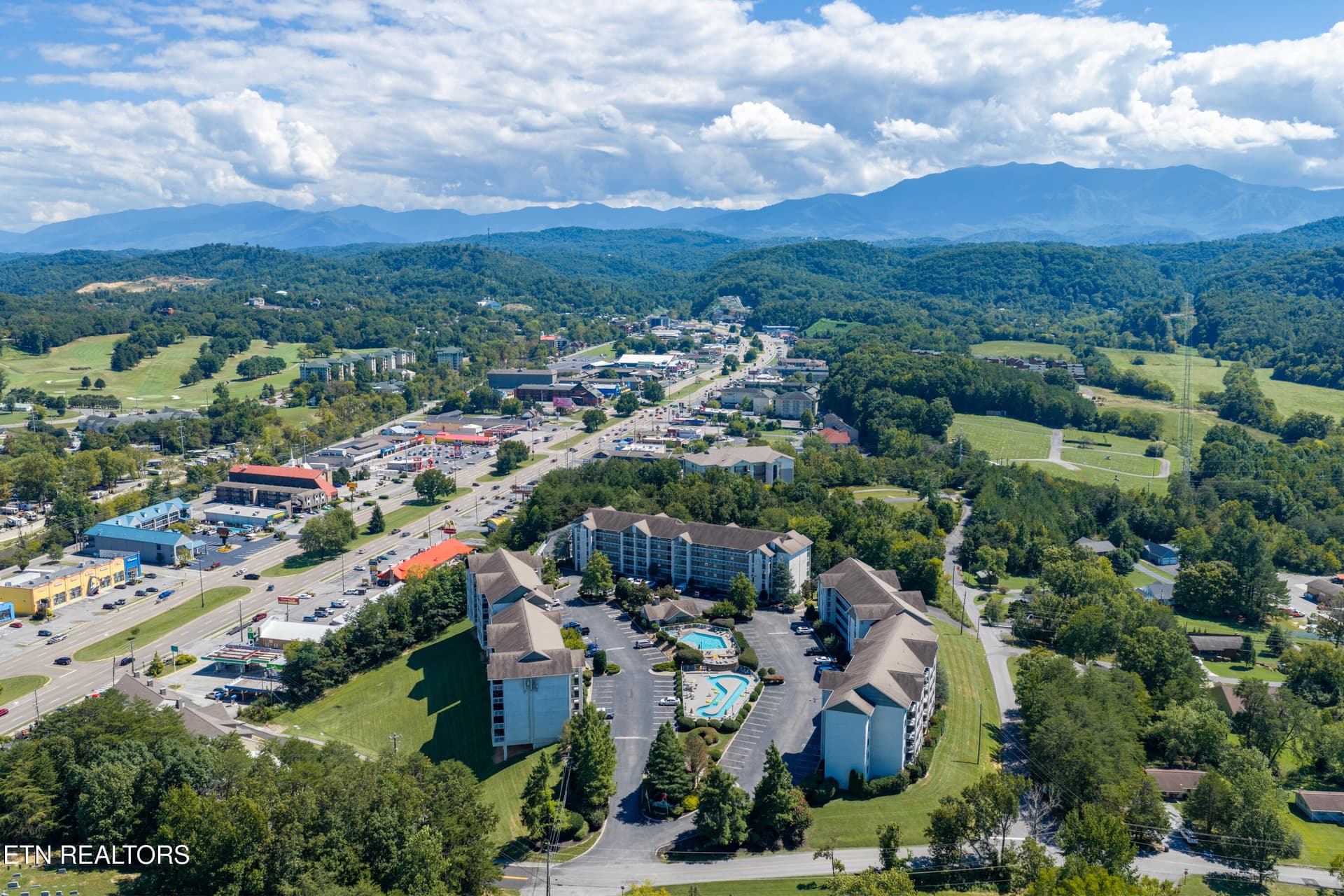 File 40 - 205 Ogle Drive 551, Pigeon Forge, TN 37863