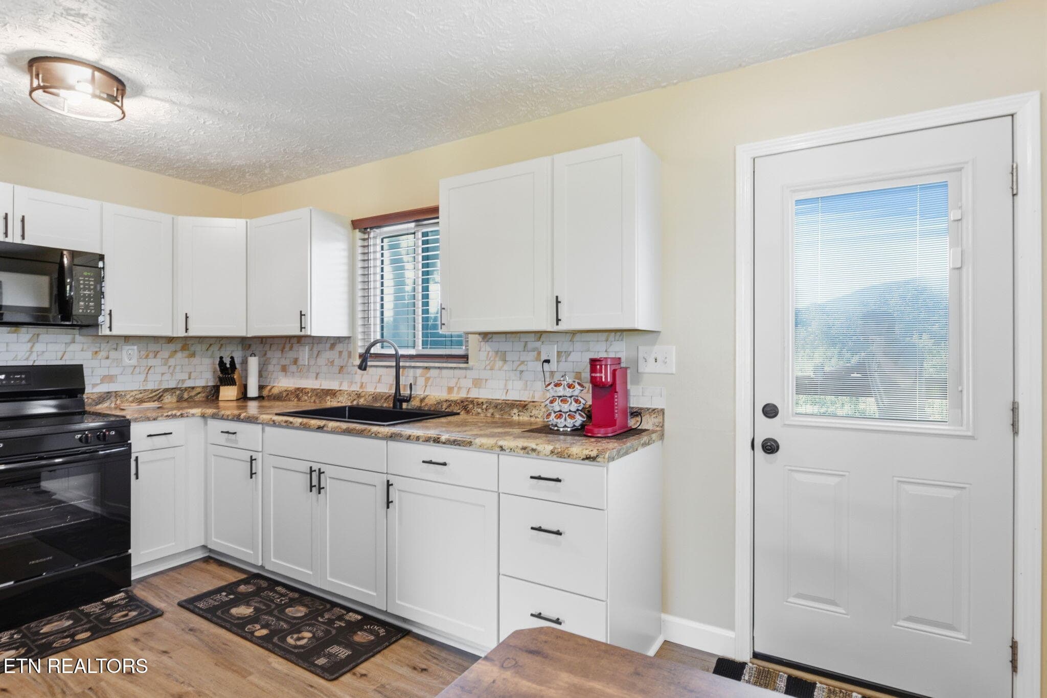 8-web-or-mls-Susak140 (15) - 140 Susack Lane, Wartburg, TN 37887, Wartburg
