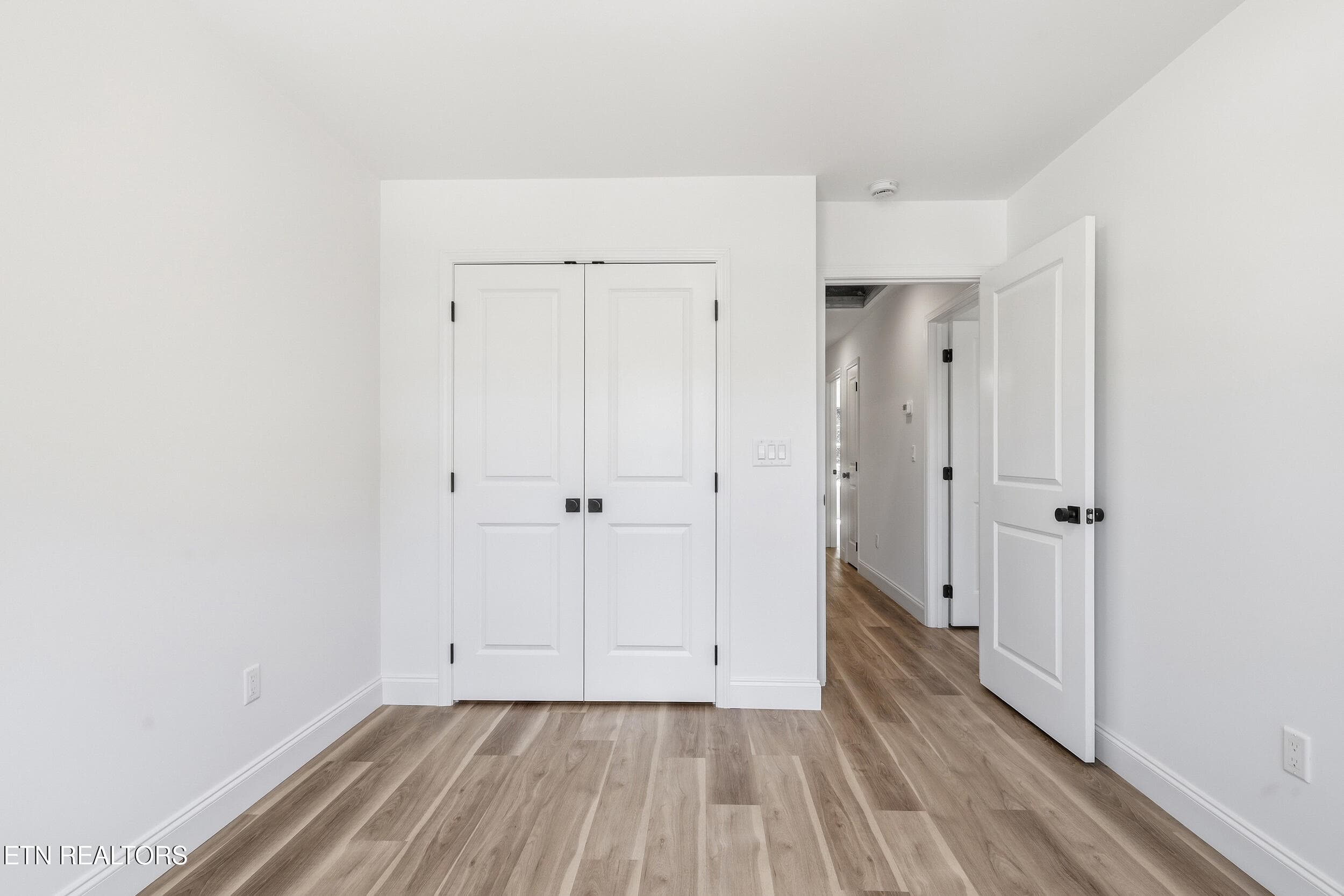 043 - 2204 Cityview Ave, Knoxville, TN 37915, Knoxville