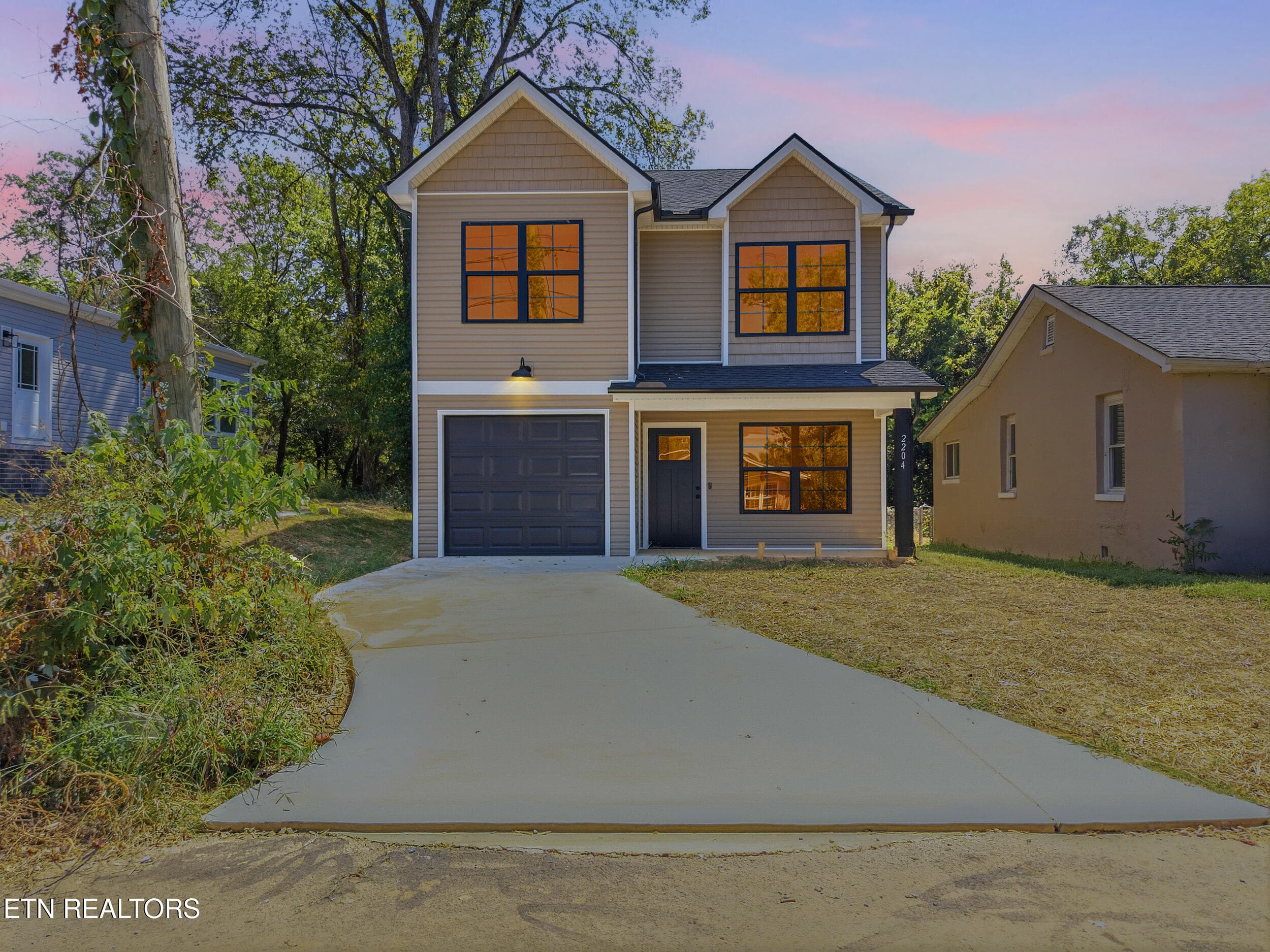001_twilight - 2204 Cityview Ave, Knoxville, TN 37915, Knoxville