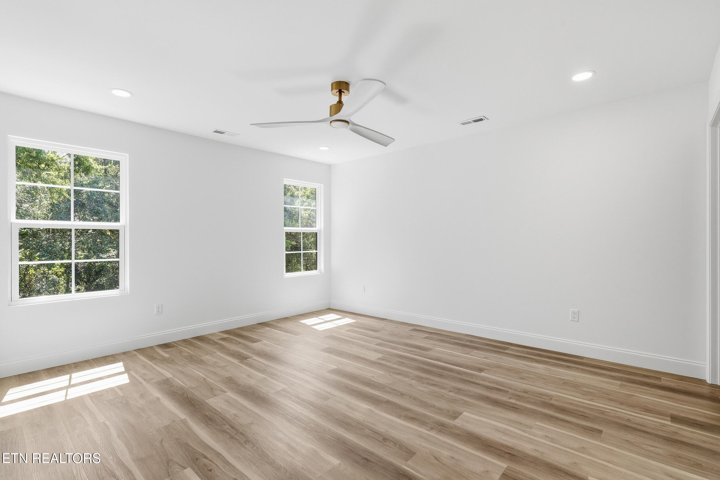 035 - 2204 Cityview Ave, Knoxville, TN 37915, Knoxville