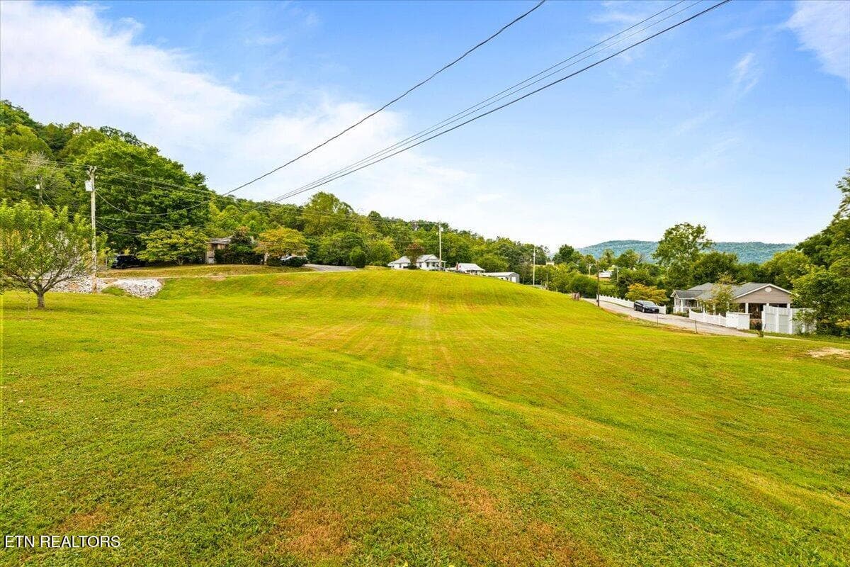 13-531 S Florence Ave - 531 S Florence Ave, Jellico, TN 37762, Jellico