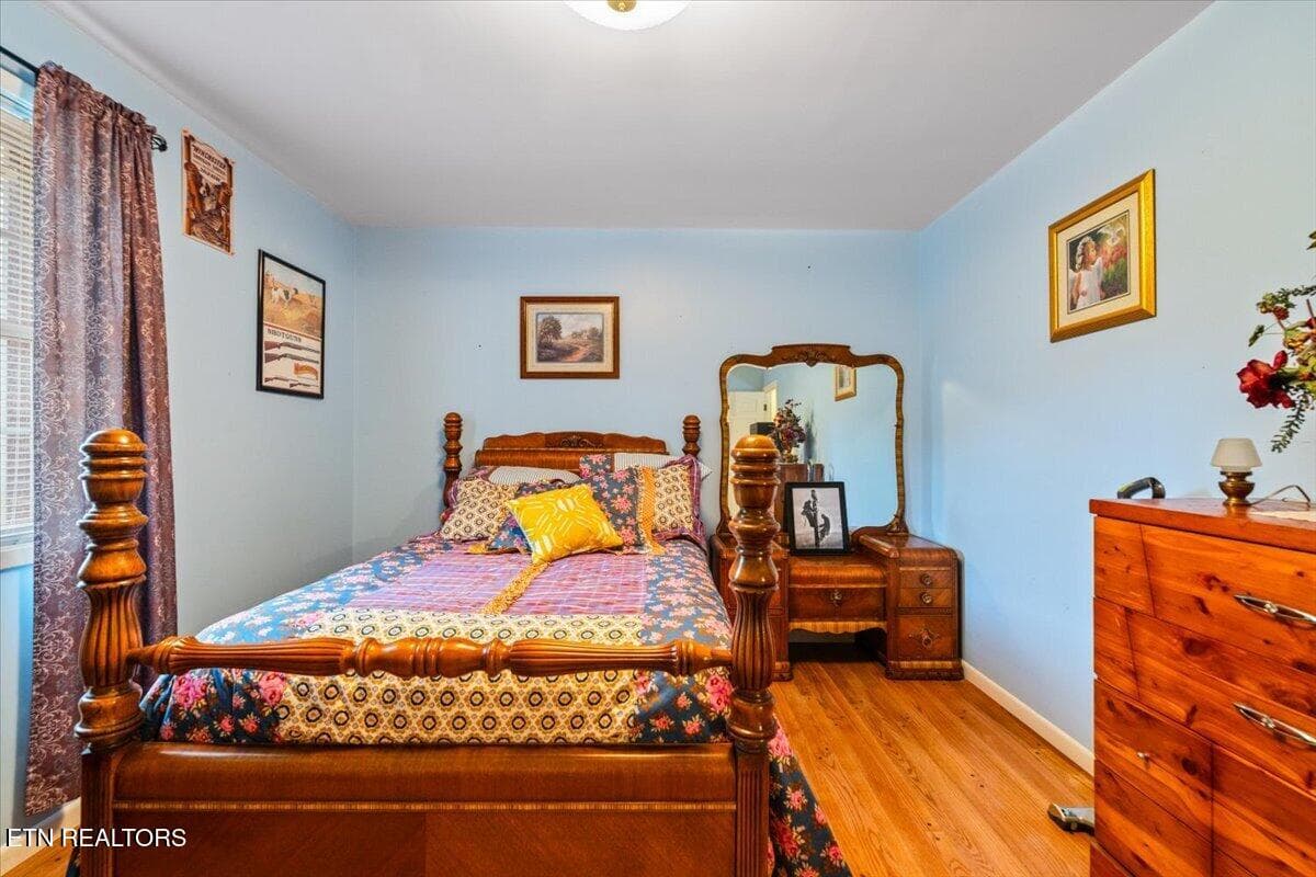 49-531 S Florence Ave - 531 S Florence Ave, Jellico, TN 37762, Jellico