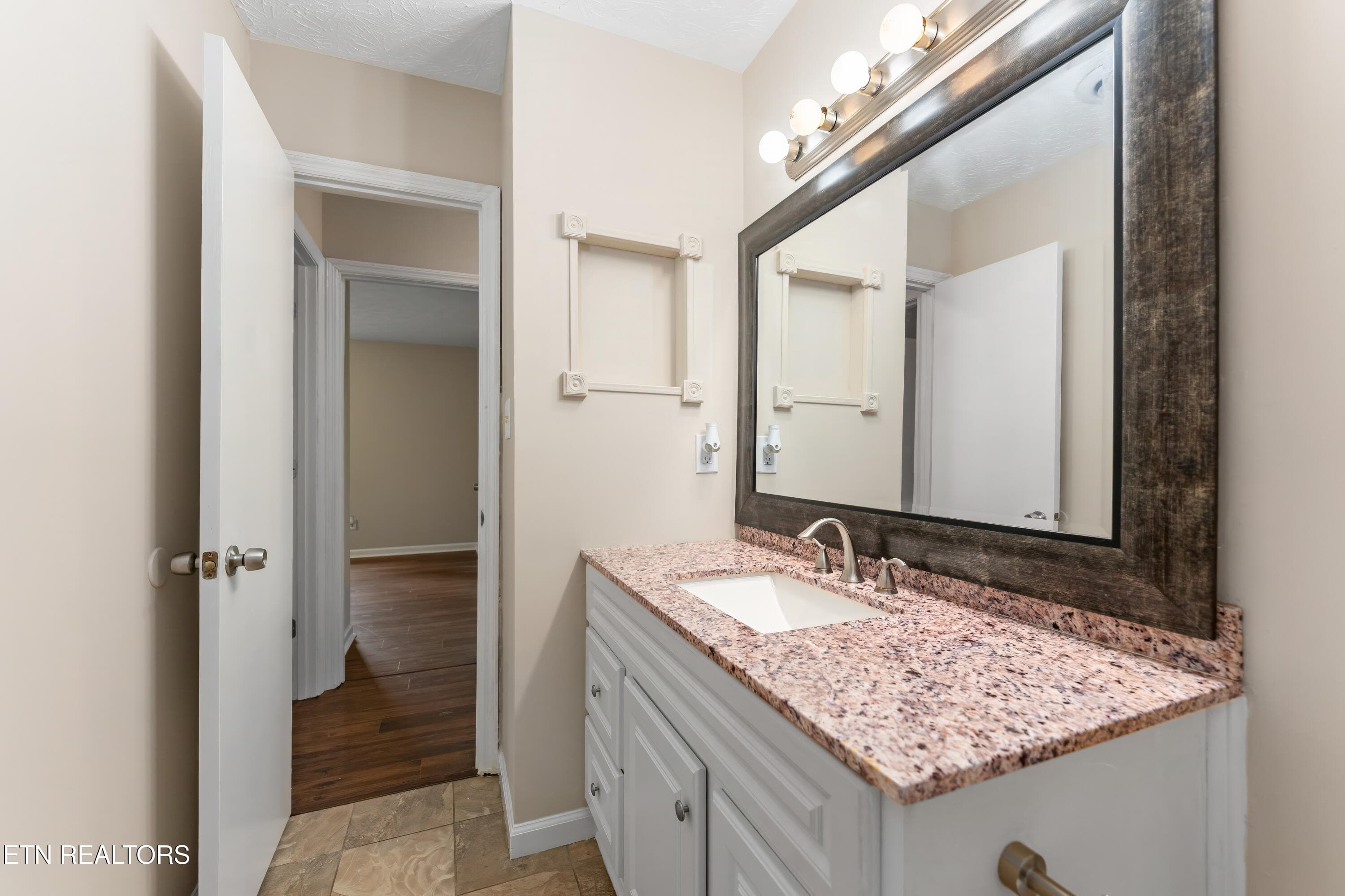 11318 Snyder Rd Homes - 11318 Snyder Rd, Knoxville, TN 37932, Knoxville