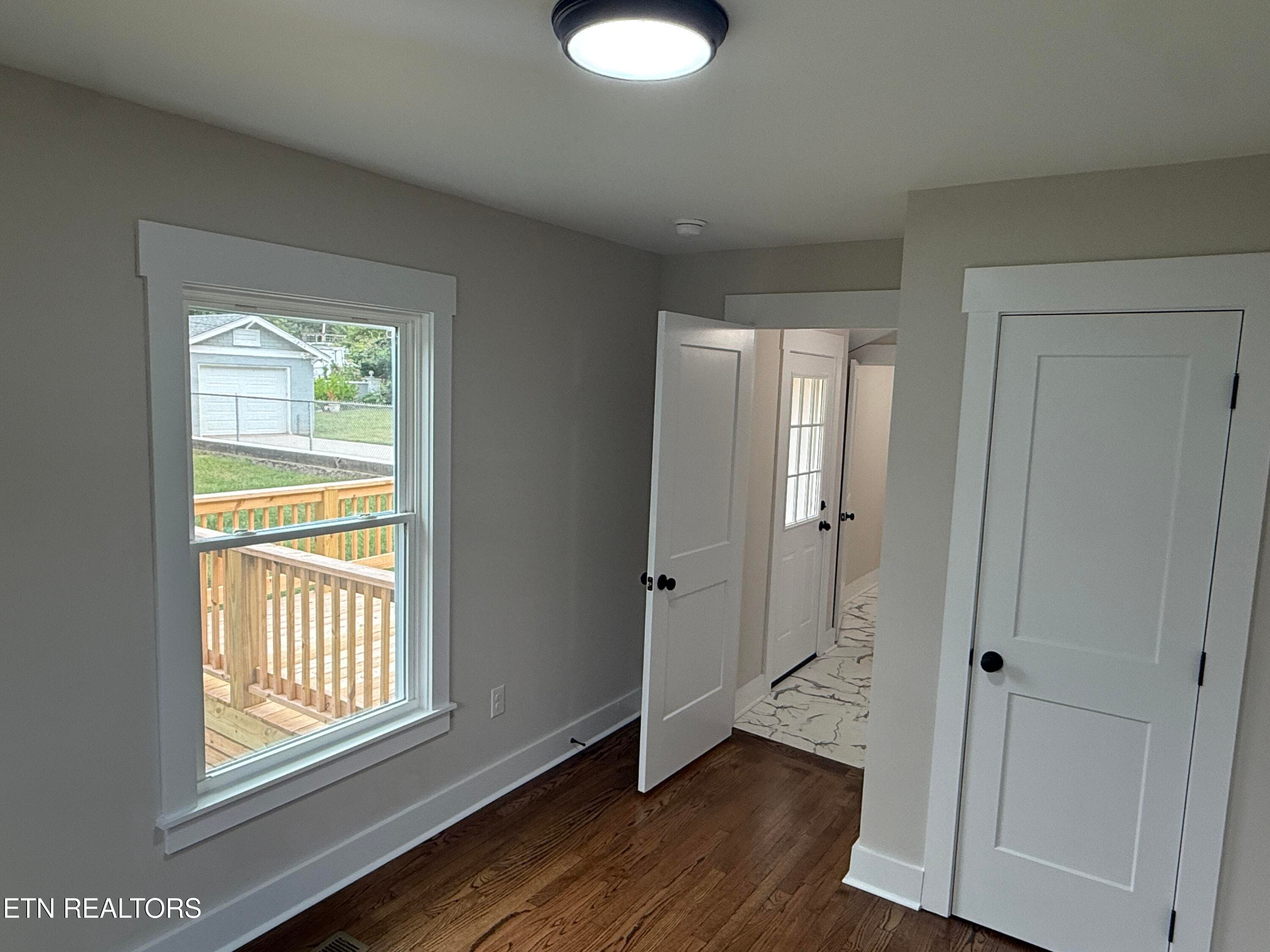 19 - 1507 McCroskey Ave, Knoxville, TN 37917, Knoxville