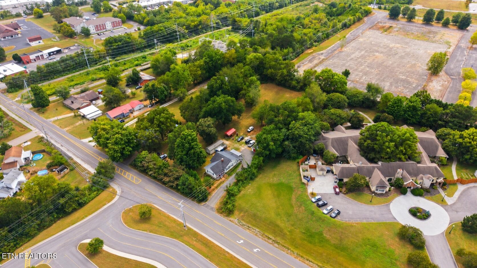 file_0000000098f081f59b99f6b69fdb6867 - 7427 Andersonville Pike, Knoxville, TN 37938, Knoxville
