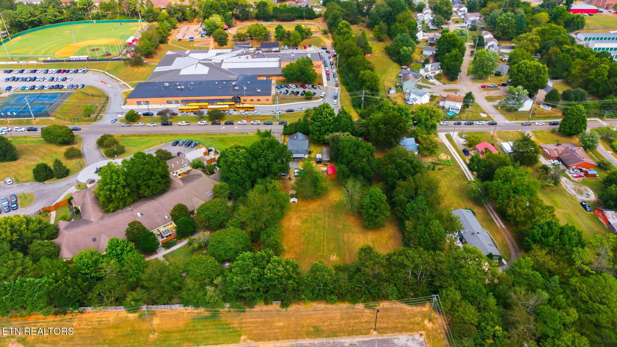 32-web-or-mls-7427-Andersonville-Pike-Kn - 7427 Andersonville Pike, Knoxville, TN 37938, Knoxville