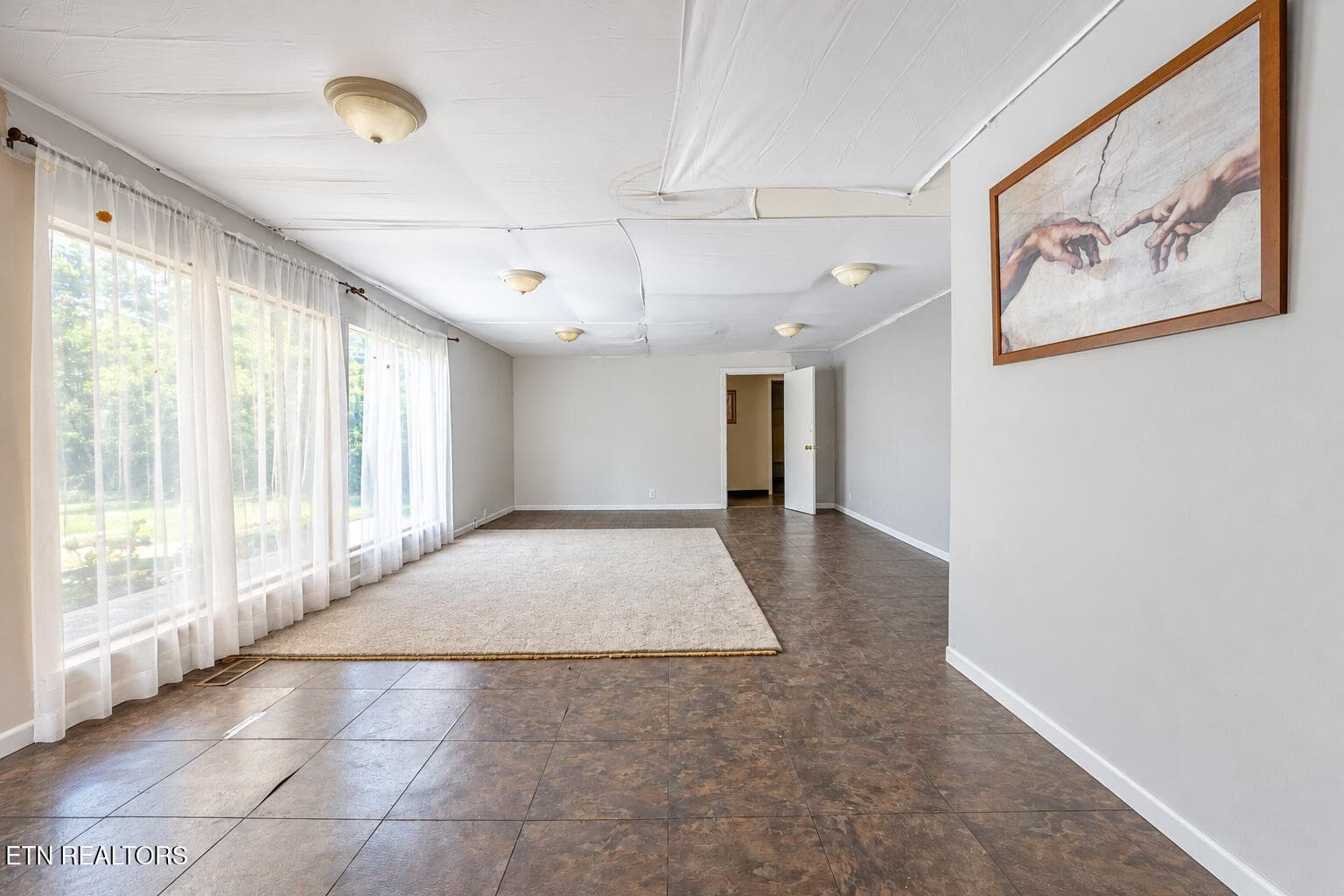 File 9 - 5022 Inskip Rd, Knoxville, TN 37912, Knoxville