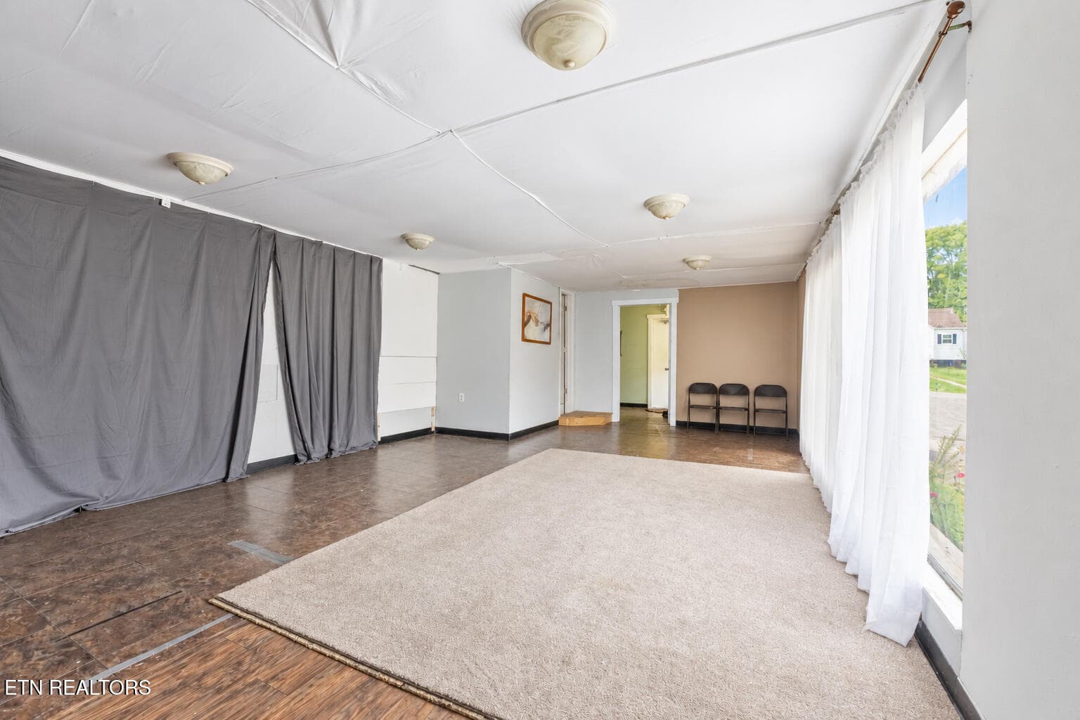 File 11 - 5022 Inskip Rd, Knoxville, TN 37912, Knoxville