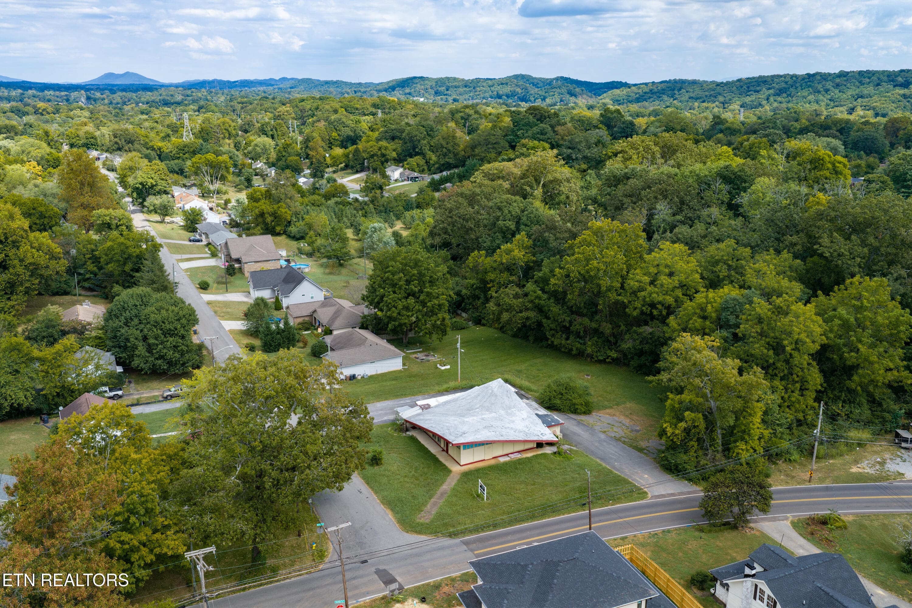 File 23 - 5022 Inskip Rd, Knoxville, TN 37912, Knoxville