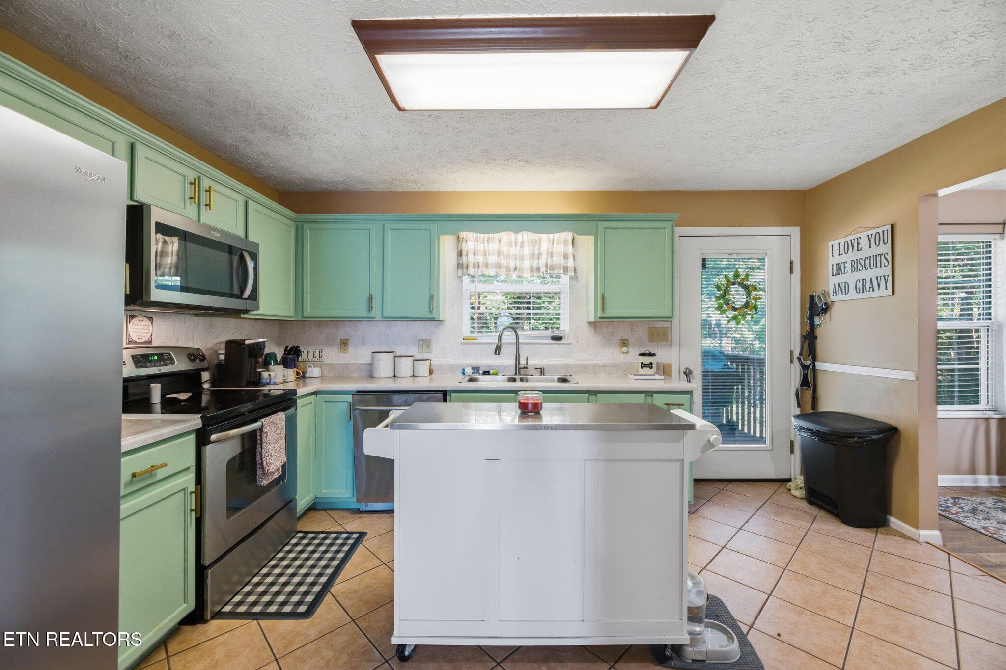 14-web-or-mls-5965-Wilkesboro-Lane-Knoxv - 5965 Wilkesboro Lane, Knoxville, TN 37912, Knoxville
