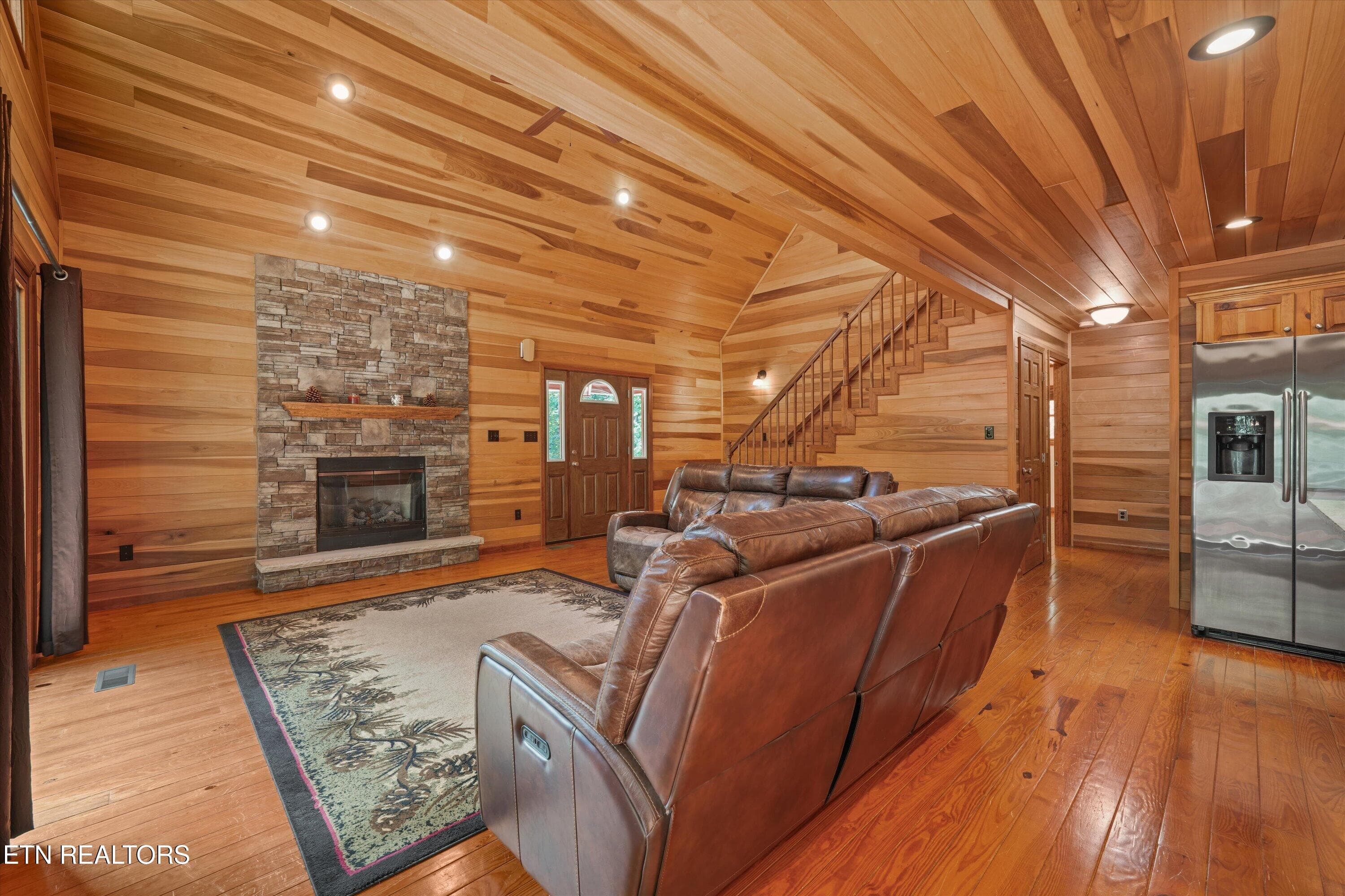 Living Room - 365 Hidden Hills Rd, Wartburg, TN 37887, Wartburg
