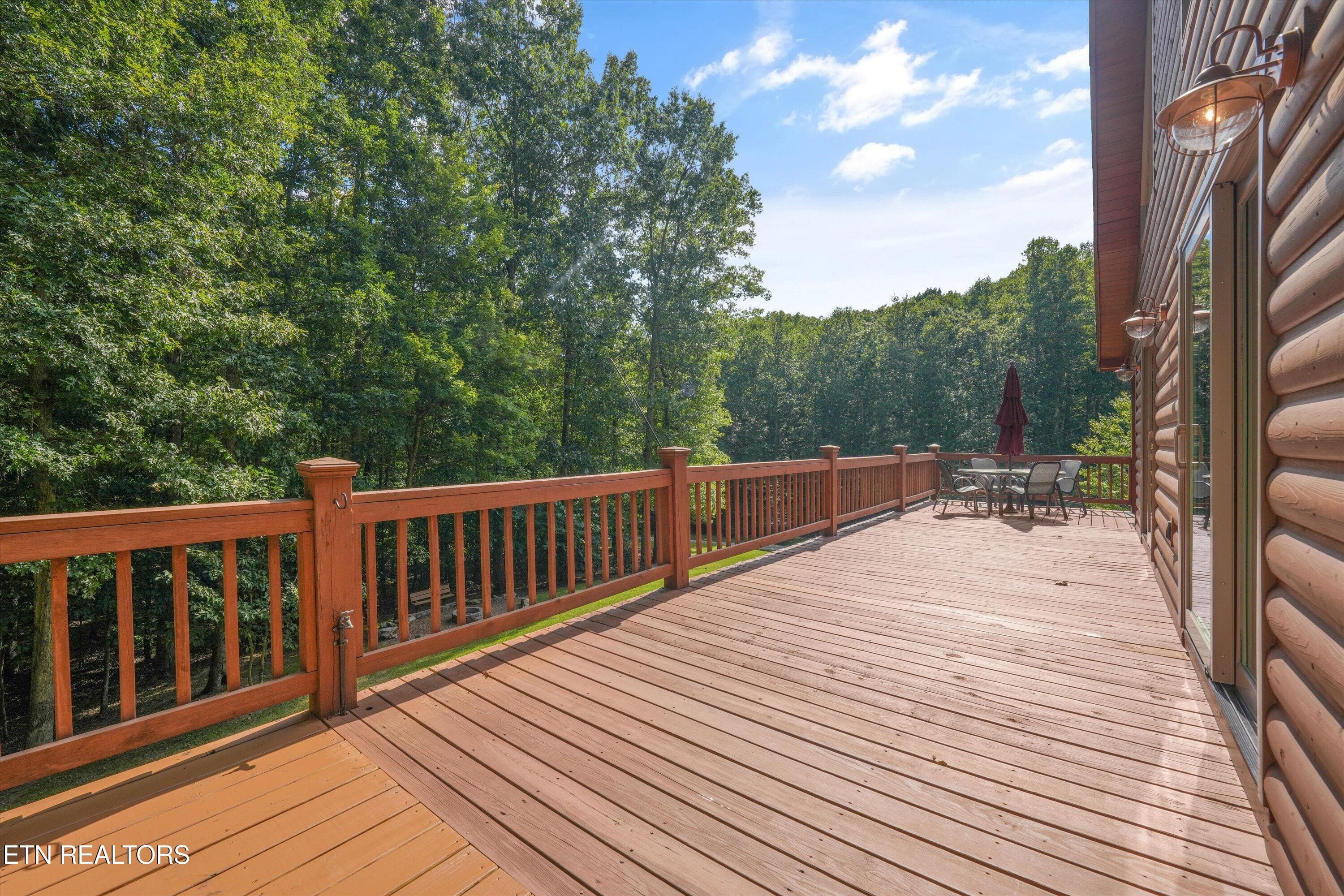Deck - 365 Hidden Hills Rd, Wartburg, TN 37887, Wartburg