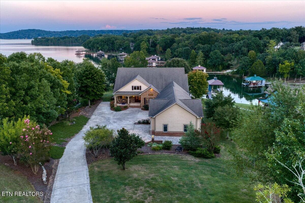 002-DJI_20260830200539_0009_D - 436 Waterfront Way, Spring City, TN 37381