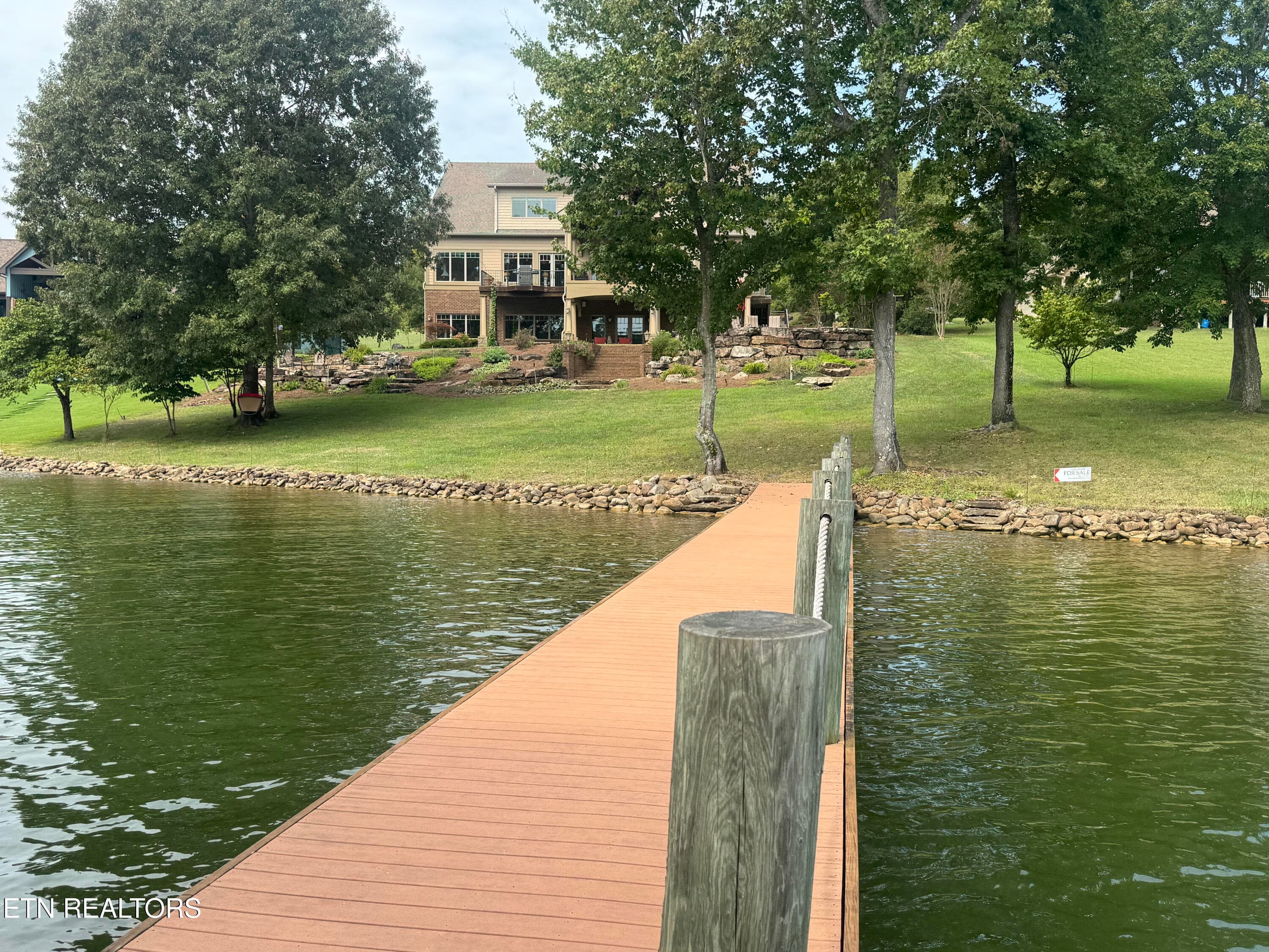 Back with water - 436 Waterfront Way, Spring City, TN 37381