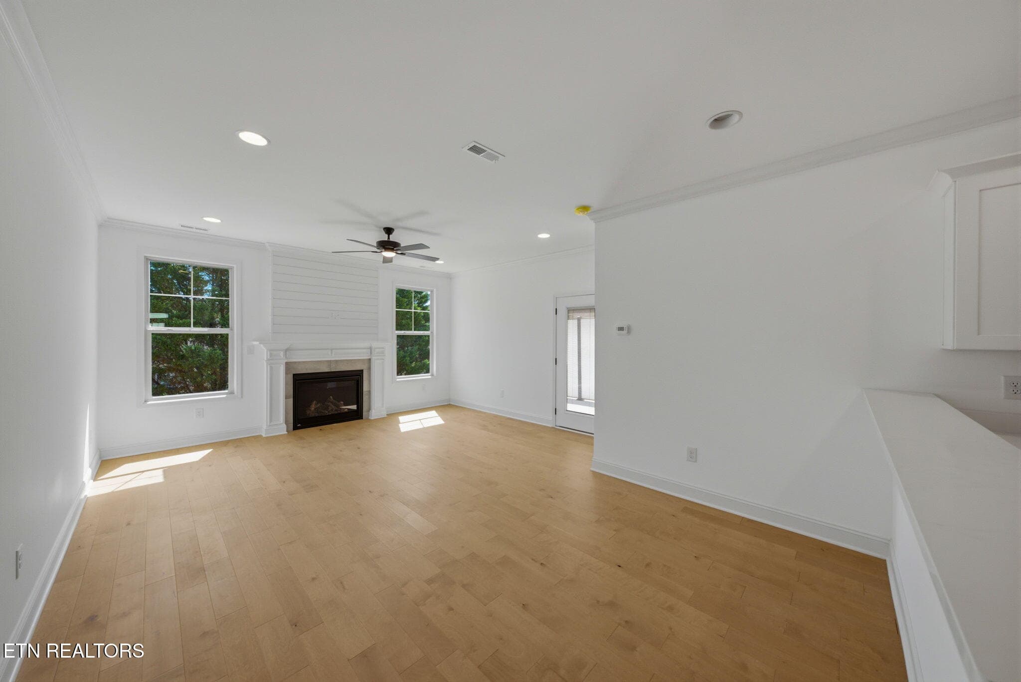 10-web-or-mls-2044-Gisele-Wy-Knoxville-T - 2044 Gisele Way, Knoxville, TN 37931, Knoxville
