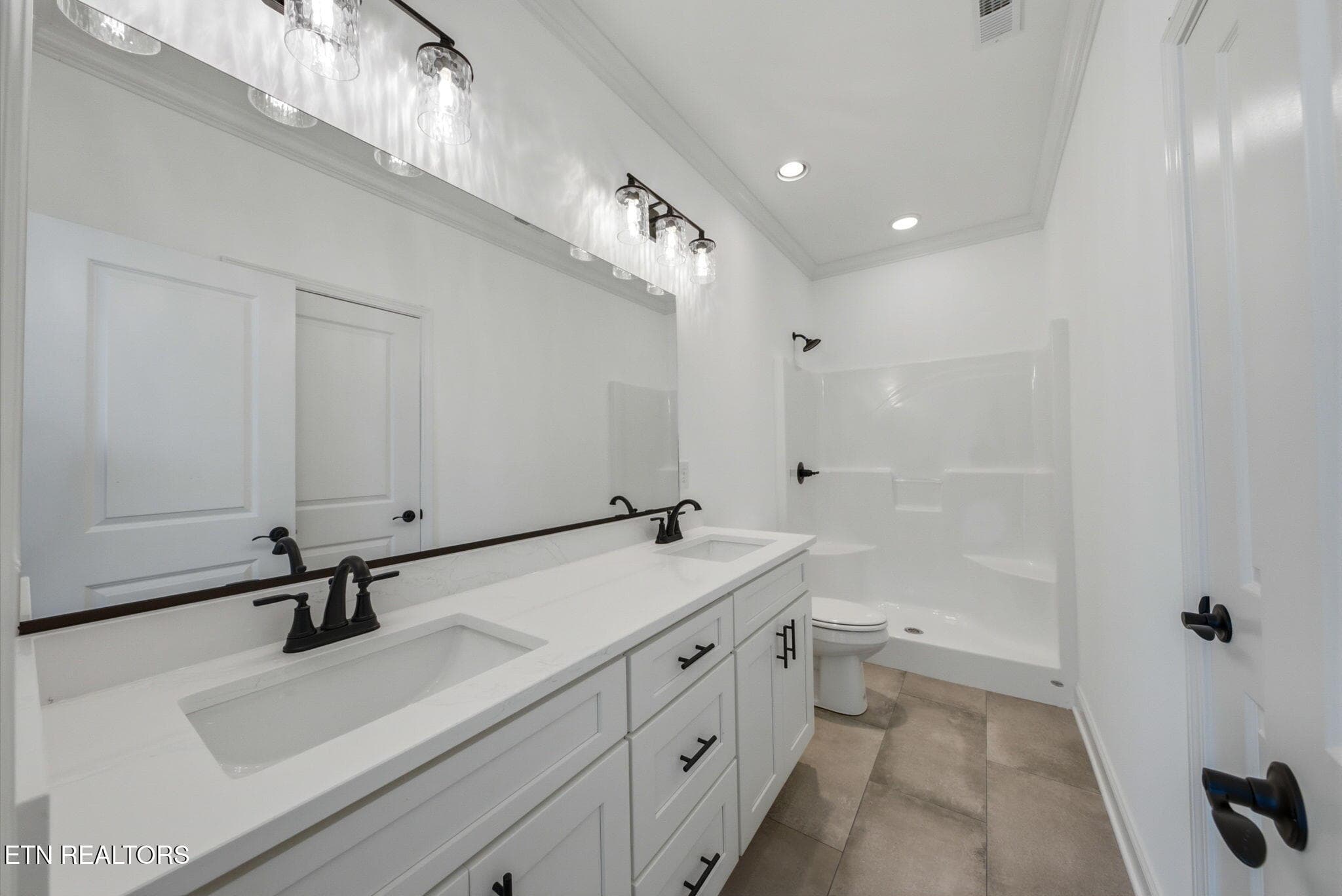 15-web-or-mls-2044-Gisele-Wy-Knoxville-T - 2044 Gisele Way, Knoxville, TN 37931, Knoxville