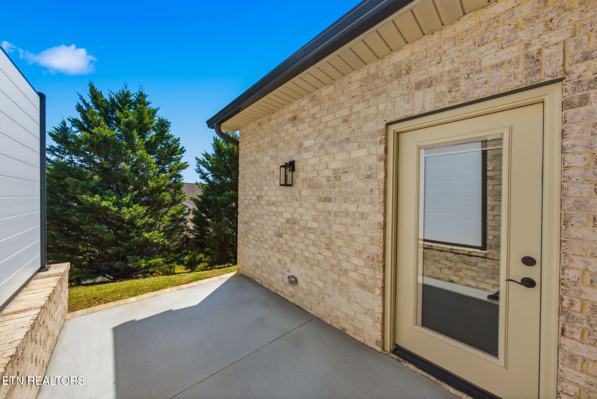 20-web-or-mls-2040-Gisele-Wy-Knoxville-T - 2040 Gisele Way, Knoxville, TN 37931, Knoxville