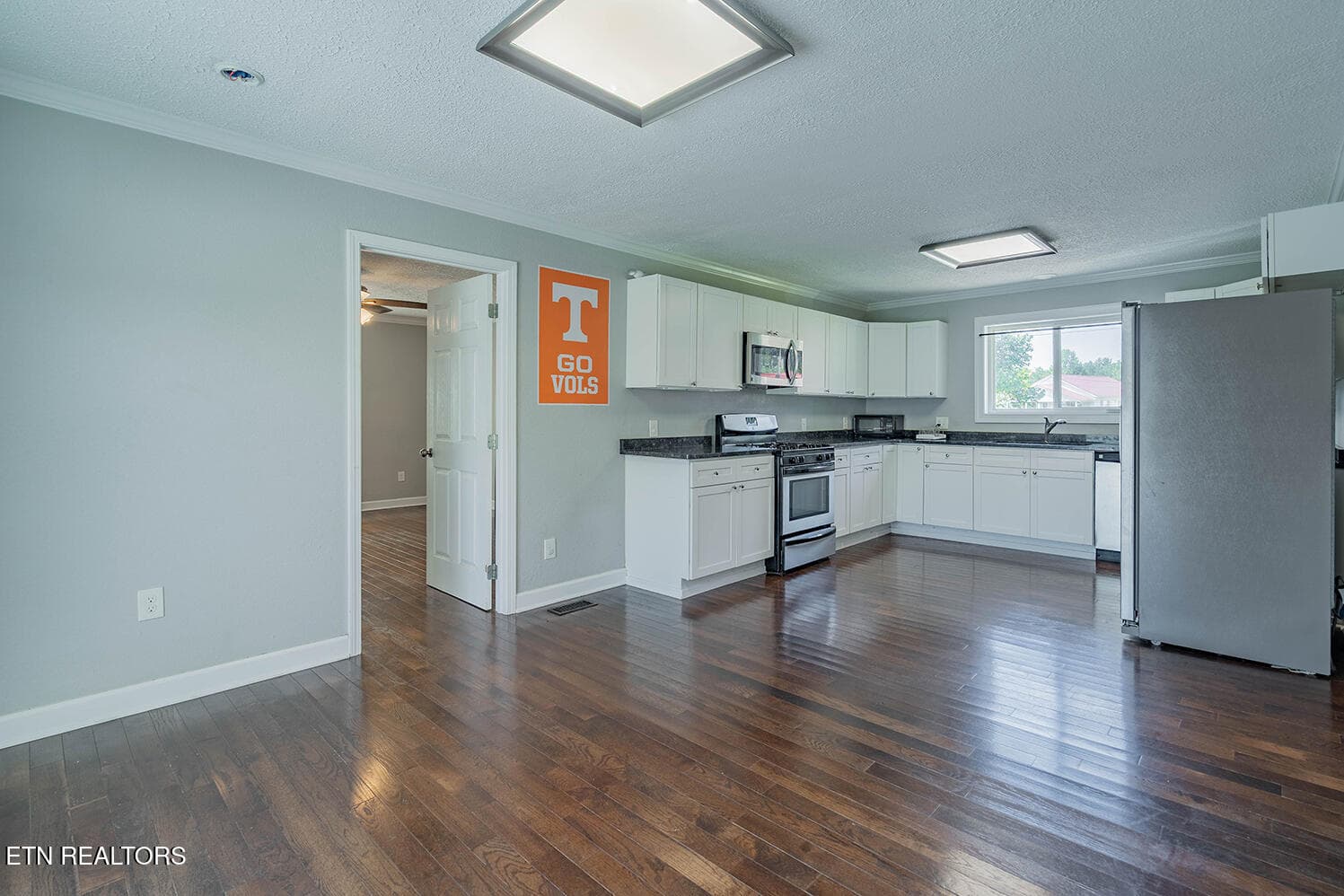 A7303868-HDR - 197 Liberty Rd, Wartburg, TN 37887, Wartburg