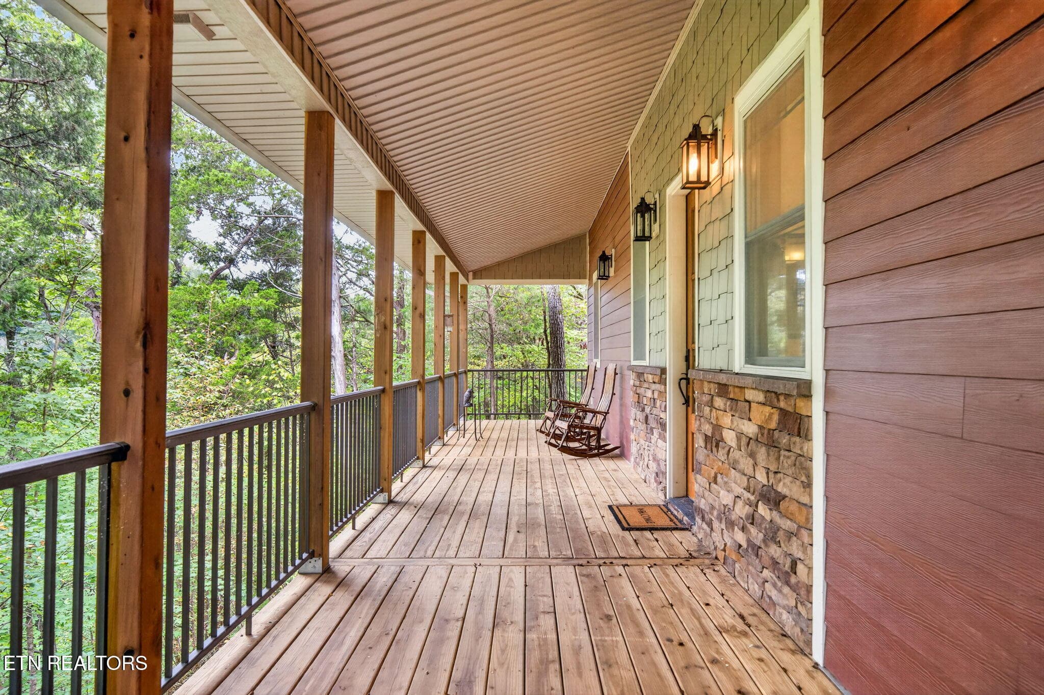 19-web-or-mls-2070 Holly Bend Dr_094_TNP - 2070 Holly Bend Drive, Byrdstown, TN 38549, Byrdstown