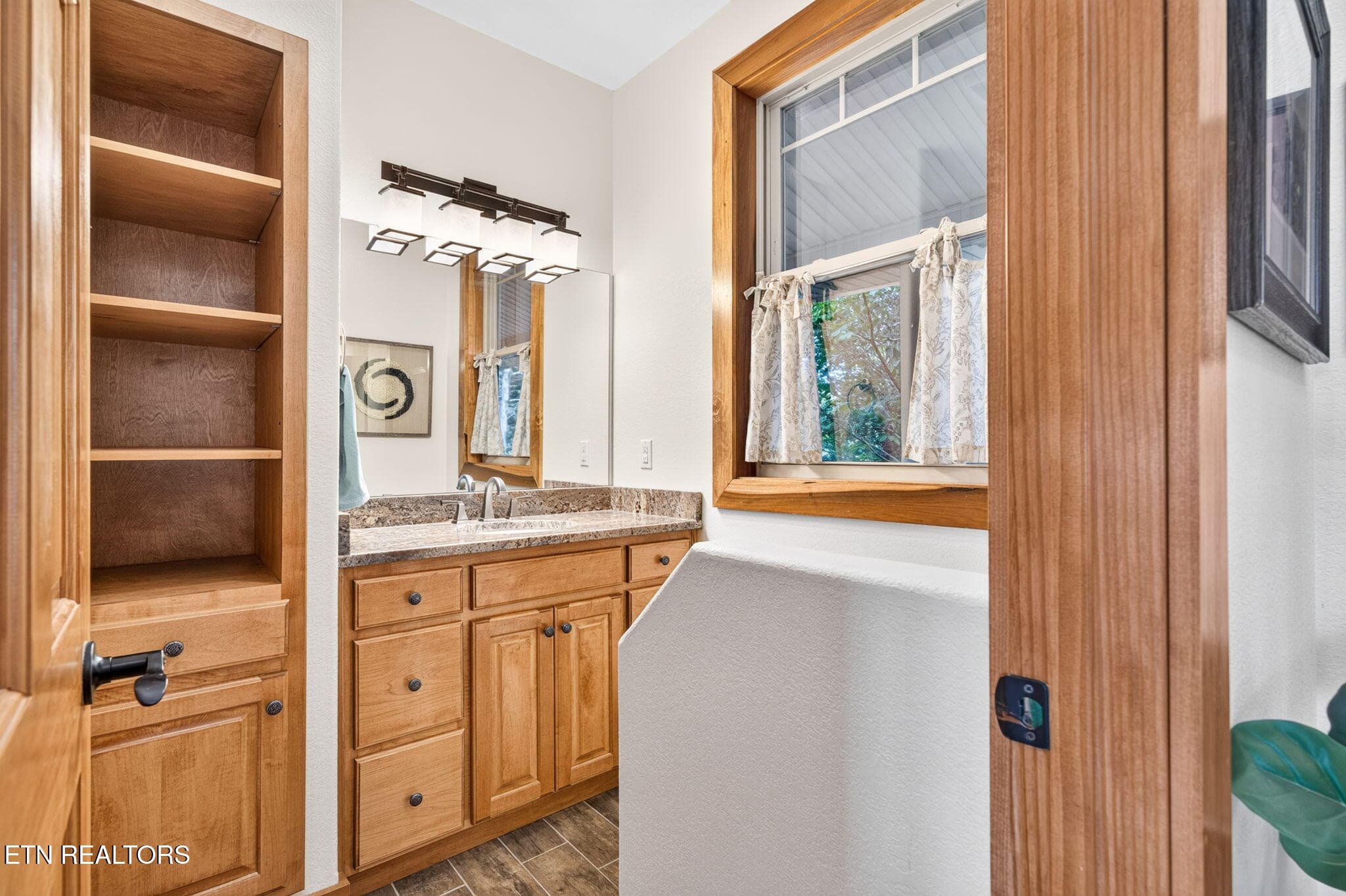 22-web-or-mls-2070 Holly Bend Dr_106_TNP - 2070 Holly Bend Drive, Byrdstown, TN 38549, Byrdstown