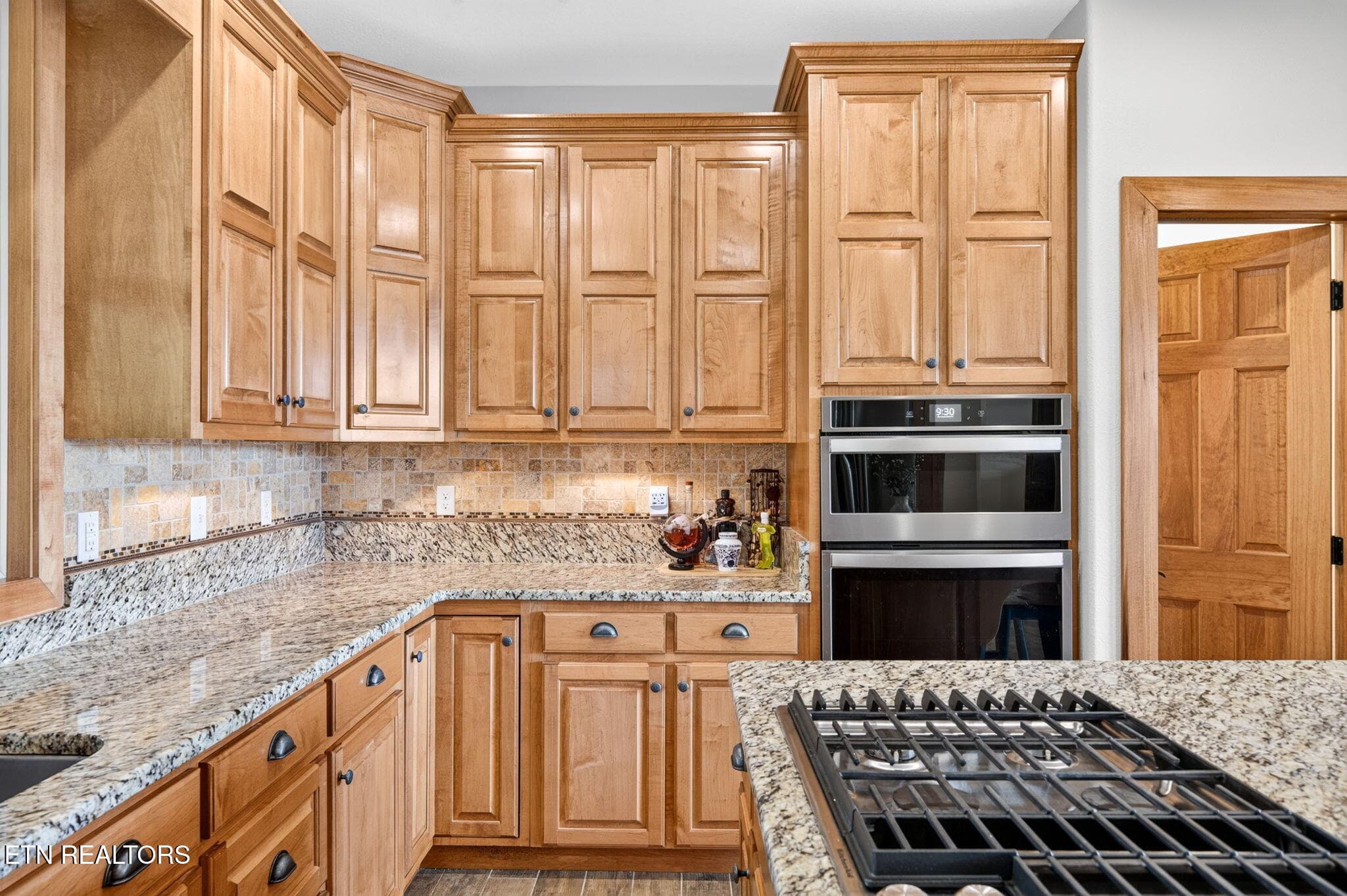 47-web-or-mls-2070 Holly Bend Dr_229_TNP - 2070 Holly Bend Drive, Byrdstown, TN 38549, Byrdstown