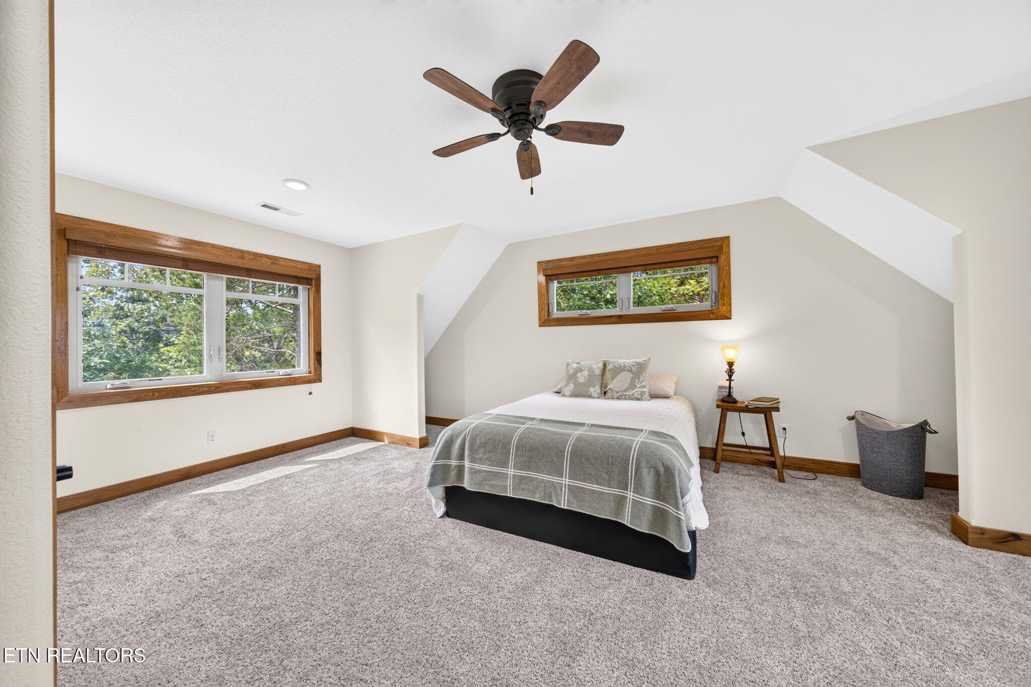 29-web-or-mls-2070 Holly Bend Dr_141_TNP - 2070 Holly Bend Drive, Byrdstown, TN 38549, Byrdstown