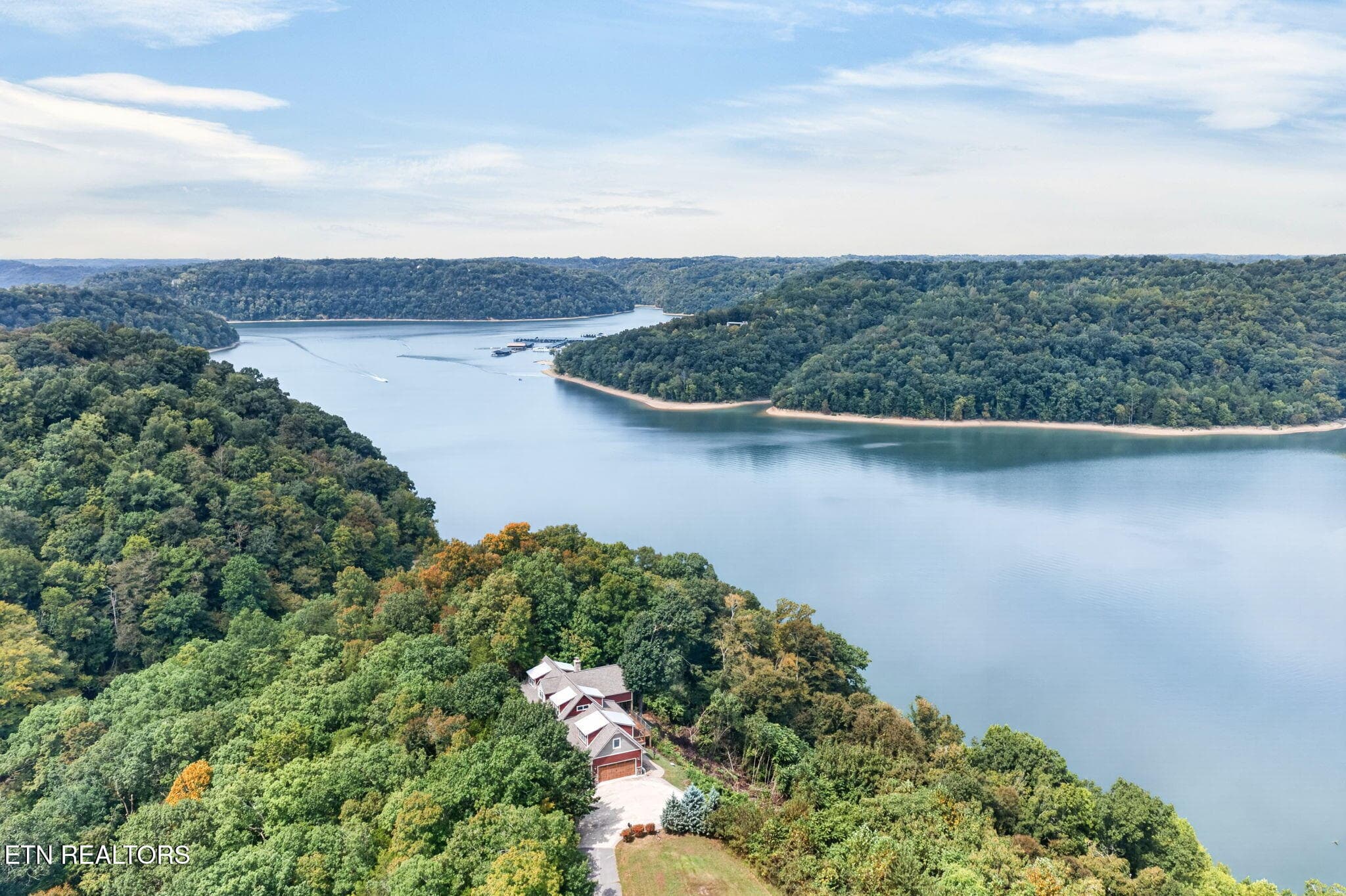 60-web-or-mls-2070 Holly Bend Dr_297_TNP - 2070 Holly Bend Drive, Byrdstown, TN 38549, Byrdstown