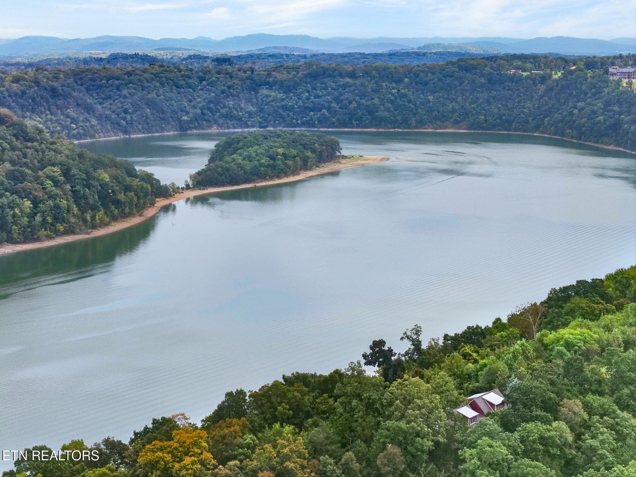 67-web-or-mls-2070 Holly Bend Dr_330_TNP - 2070 Holly Bend Drive, Byrdstown, TN 38549, Byrdstown
