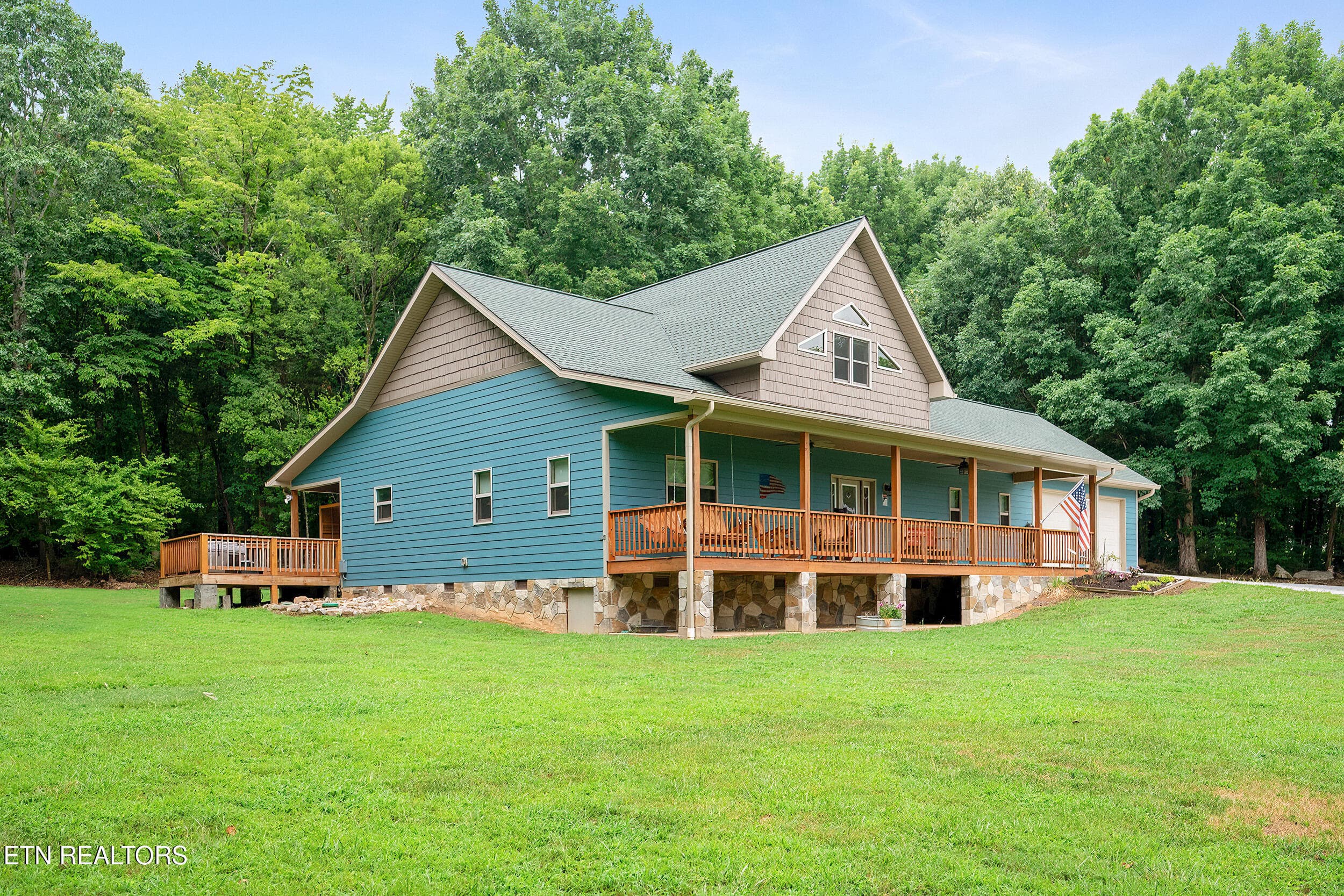 05_beyc69f9248f93a81 - 910 English Mtn Rd, Cosby, TN 37722, Cosby