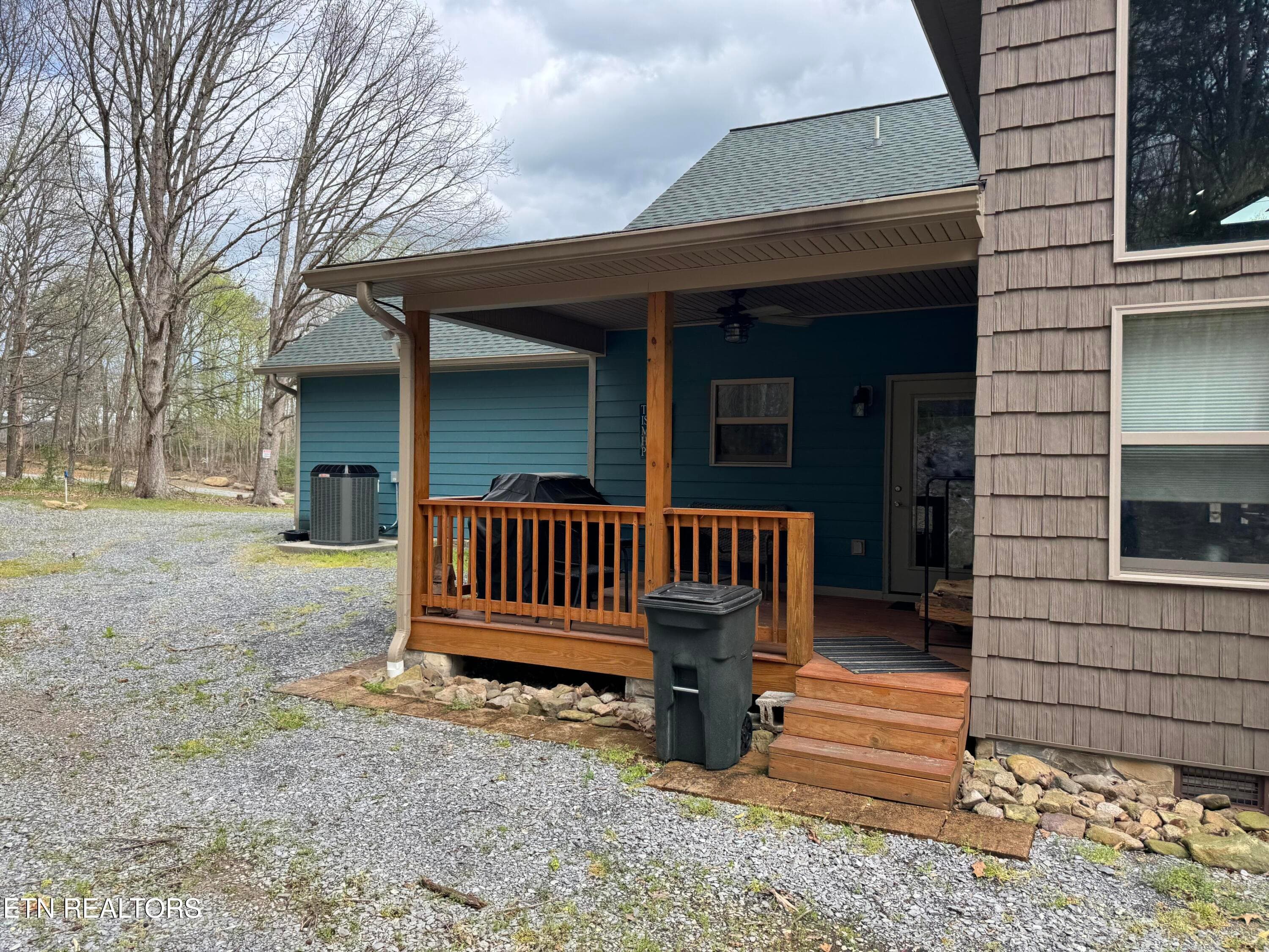 20_beyc6a1881600d539 - 910 English Mtn Rd, Cosby, TN 37722, Cosby