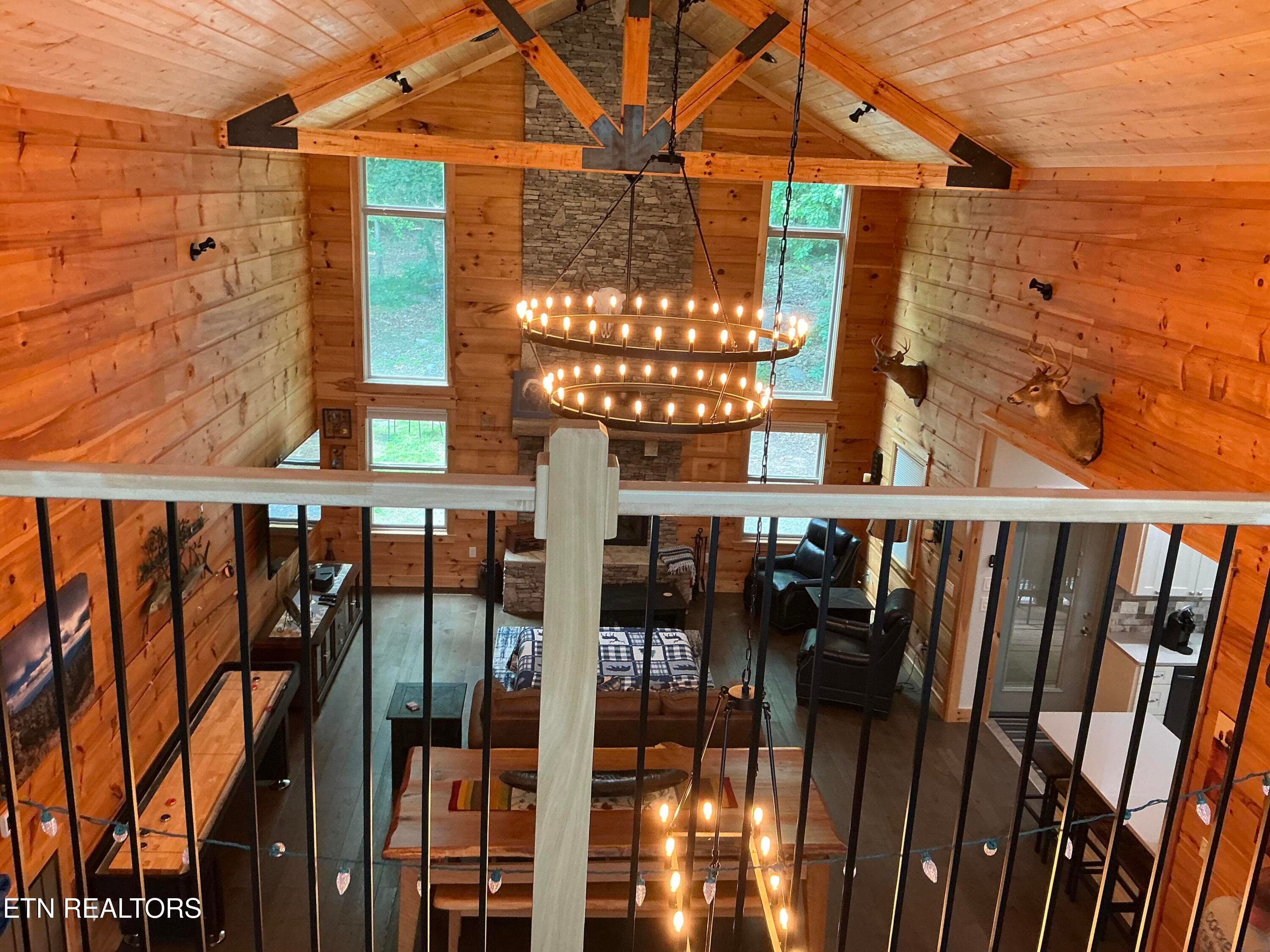 46_beyc6a18771519174 - 910 English Mtn Rd, Cosby, TN 37722, Cosby