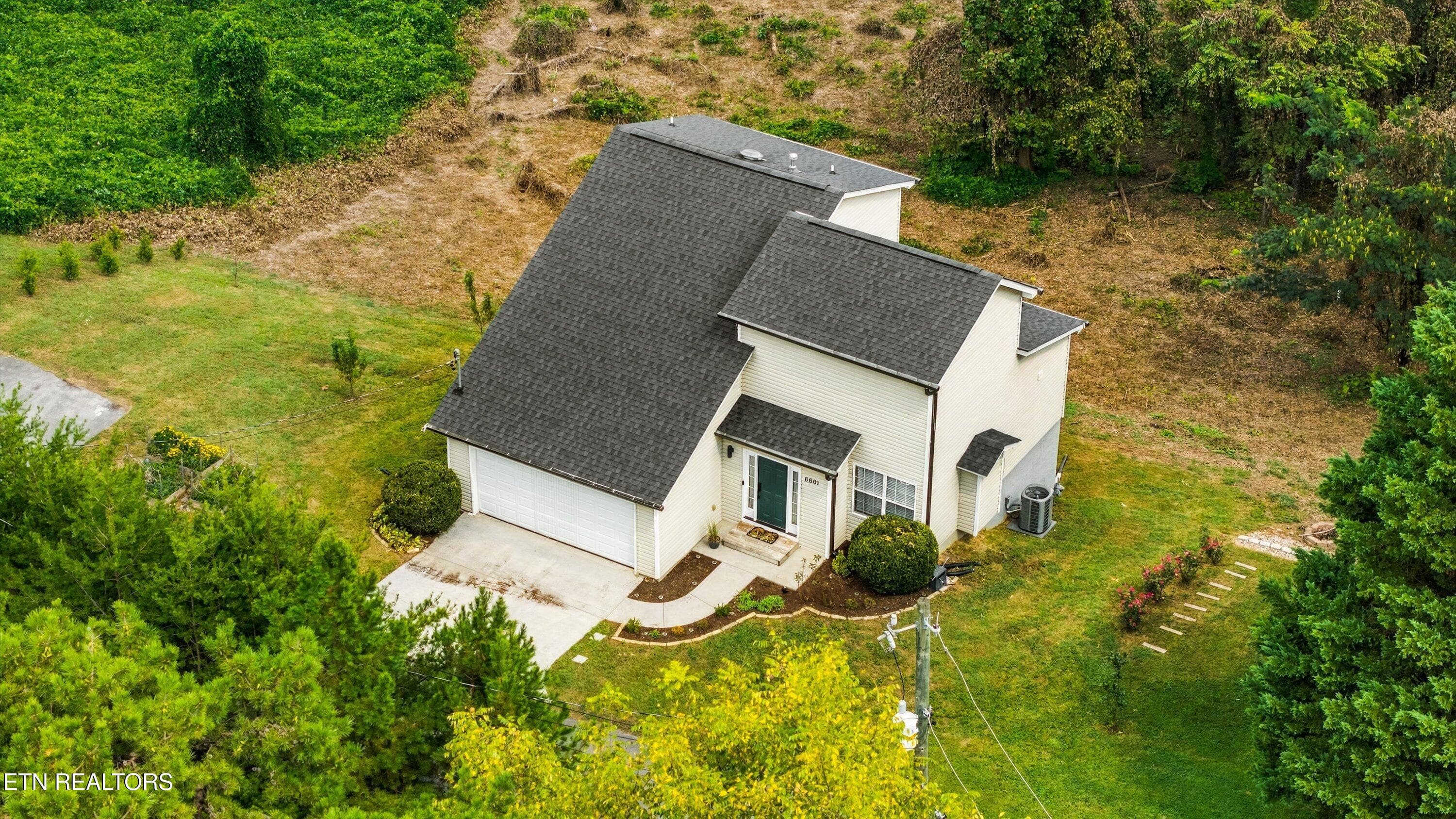 Roof less than 5 years old - 6601 Sedgefield Drive, Knoxville, TN 37923, Knoxville