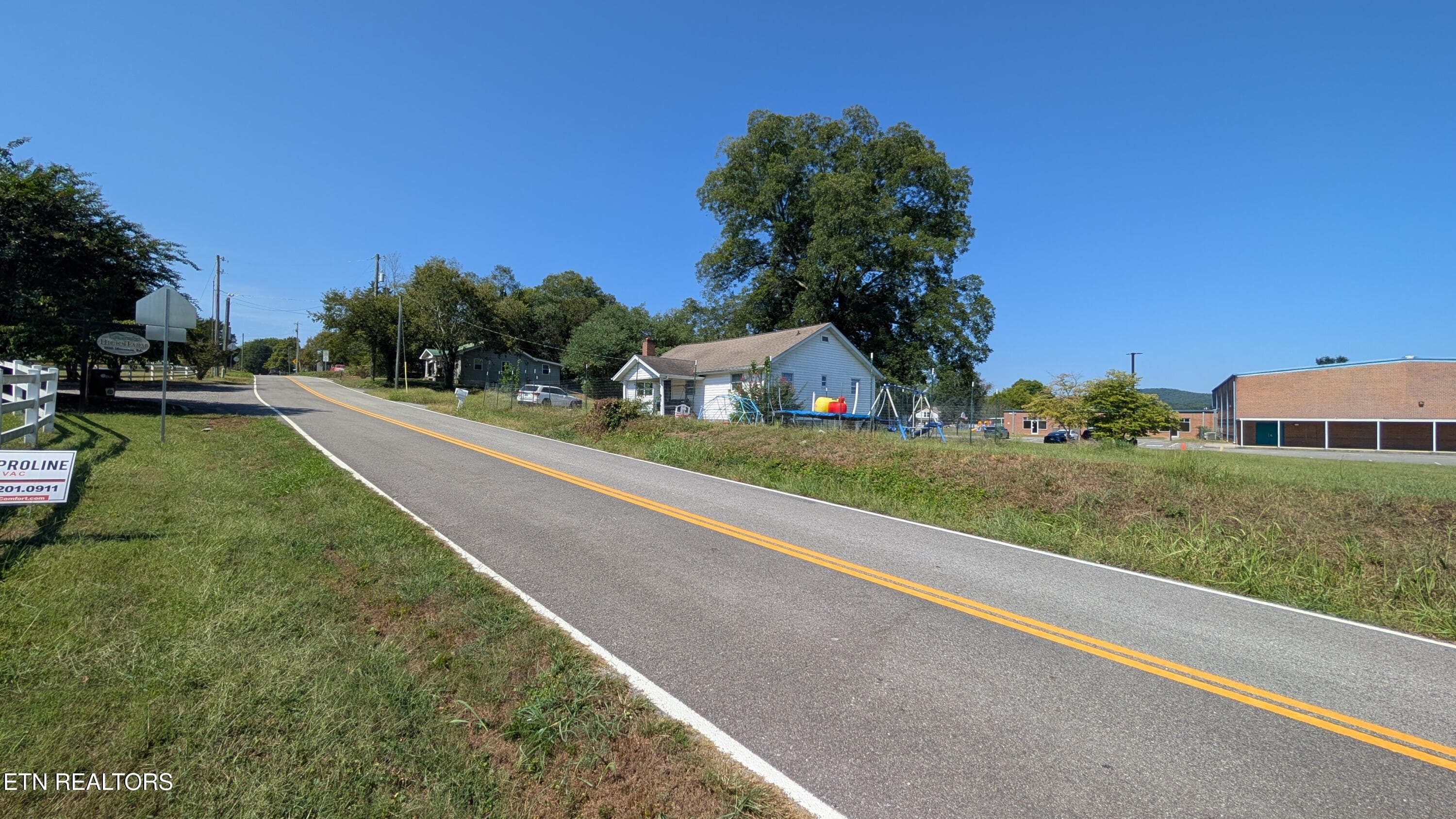 Welcome to 1933 Mountain Rd - 1933 Mountain Rd, Andersonville, TN 37705, Andersonville