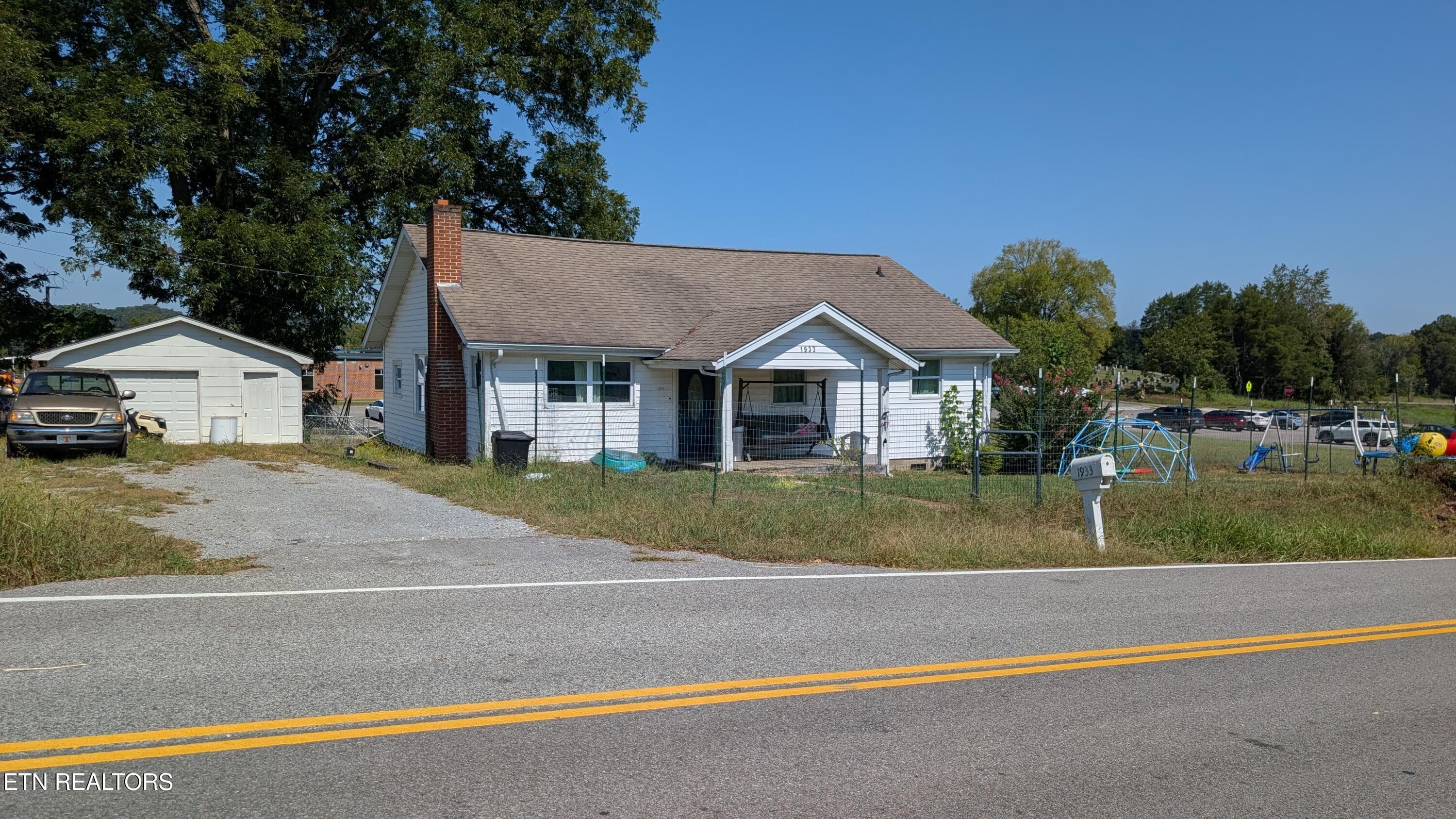 Welcome to 1933 Mountain Rd - 1933 Mountain Rd, Andersonville, TN 37705, Andersonville