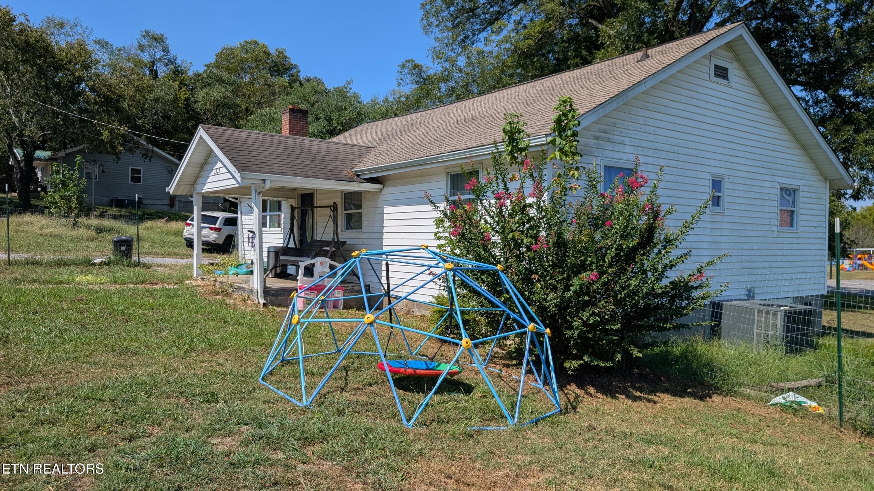 Welcome to 1933 Mountain Rd - 1933 Mountain Rd, Andersonville, TN 37705, Andersonville