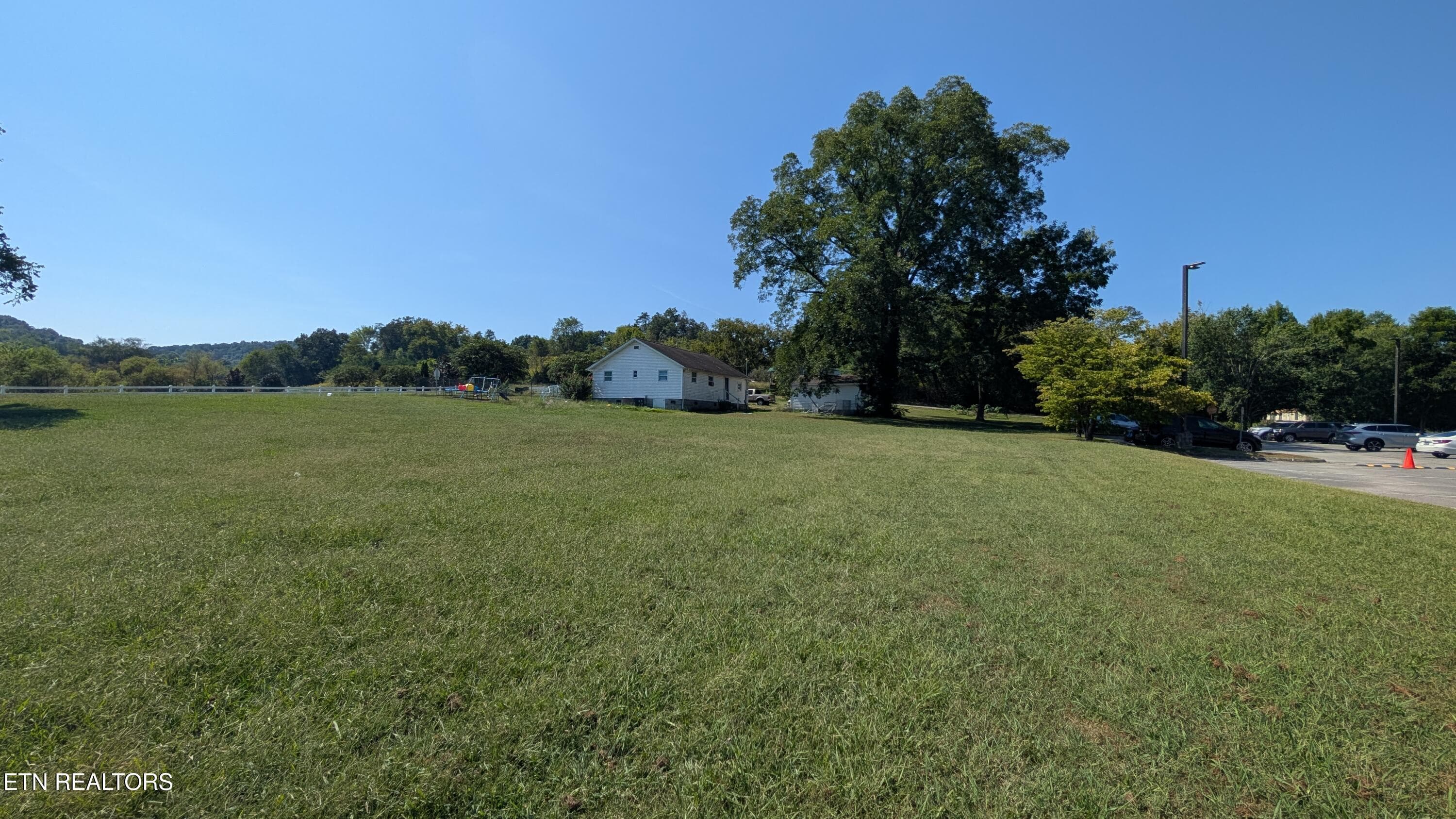 Welcome to 1933 Mountain Rd - 1933 Mountain Rd, Andersonville, TN 37705, Andersonville